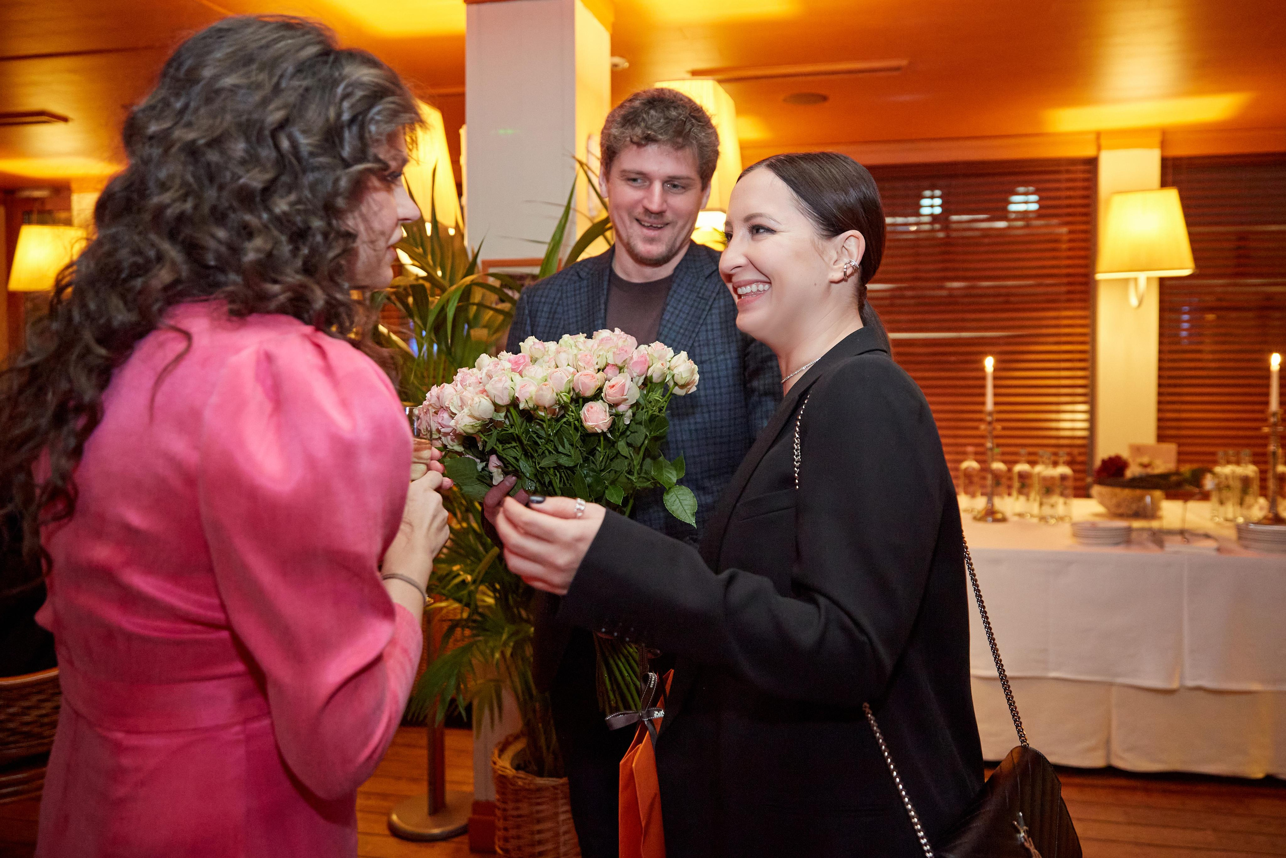 День Рождения Анастасии в ресторане Ласточка. Фотограф ваших самых ярких событий в Москве и СПБ. Збронская Юлия