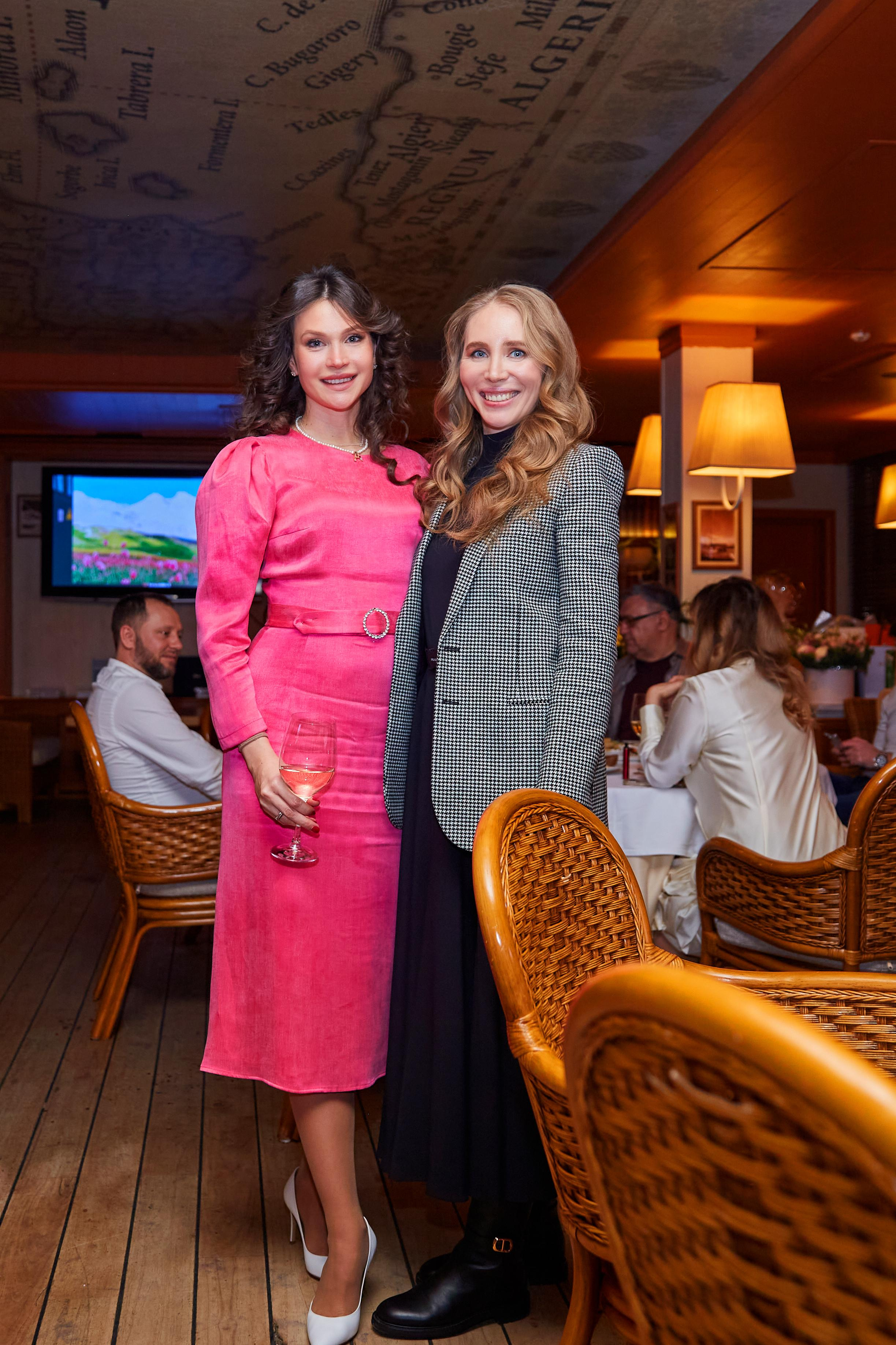 День Рождения Анастасии в ресторане Ласточка. Фотограф ваших самых ярких событий в Москве и СПБ. Збронская Юлия