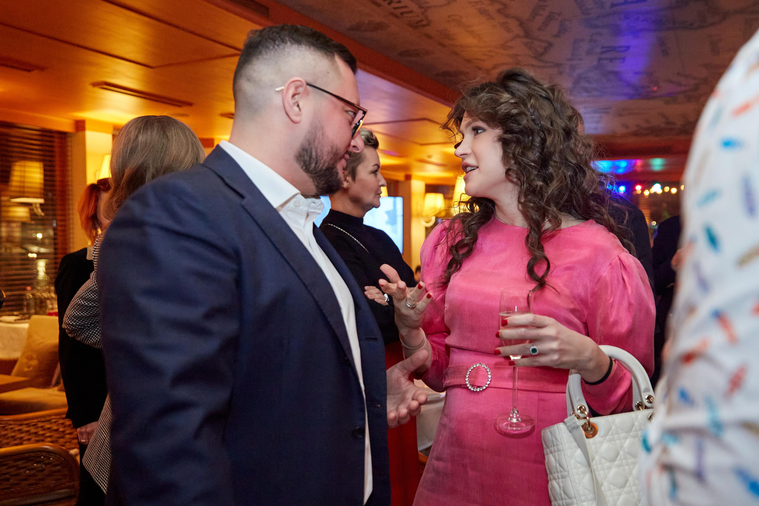 День Рождения Анастасии в ресторане Ласточка. Фотограф ваших самых ярких событий в Москве и СПБ. Збронская Юлия