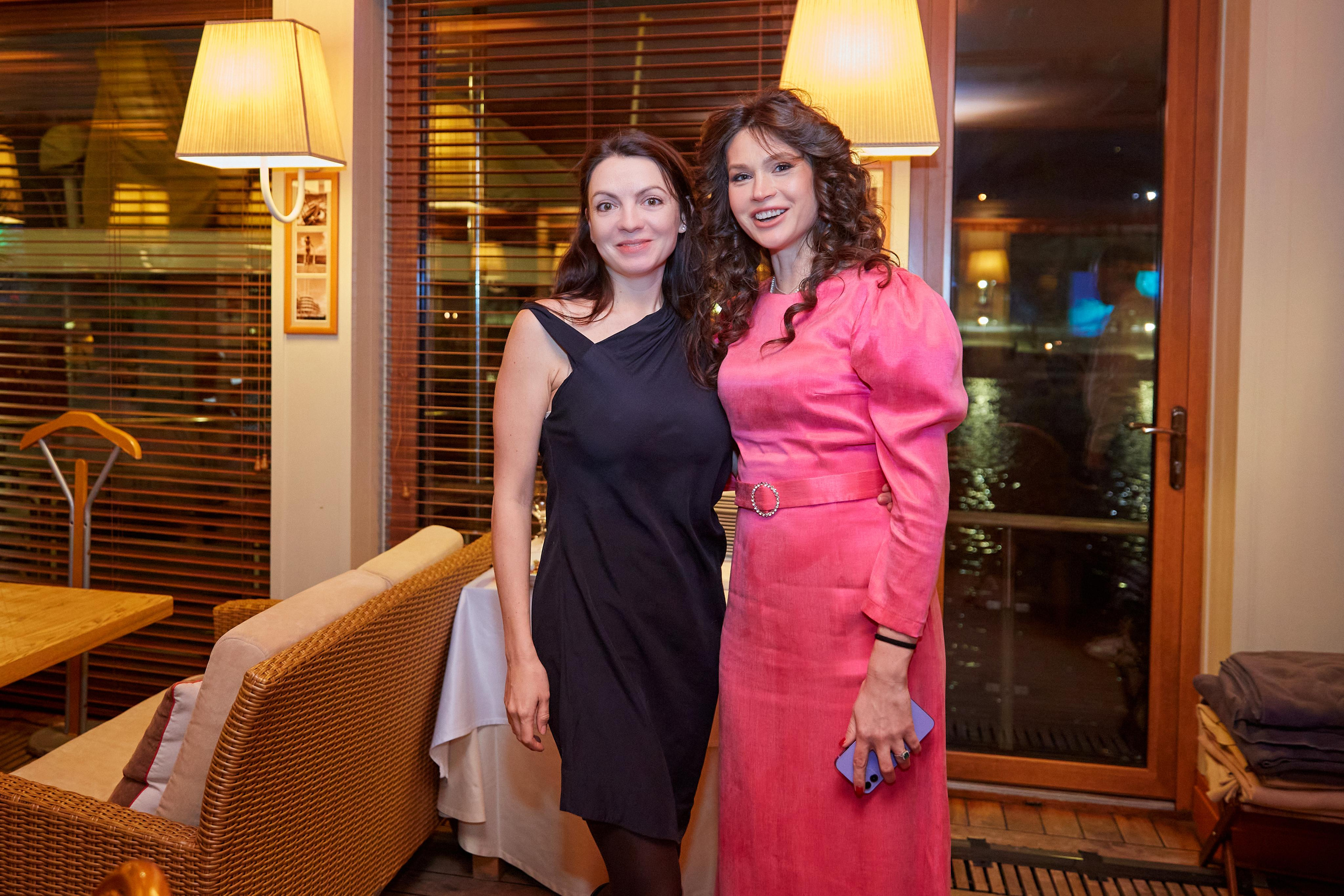 День Рождения Анастасии в ресторане Ласточка. Фотограф ваших самых ярких событий в Москве и СПБ. Збронская Юлия