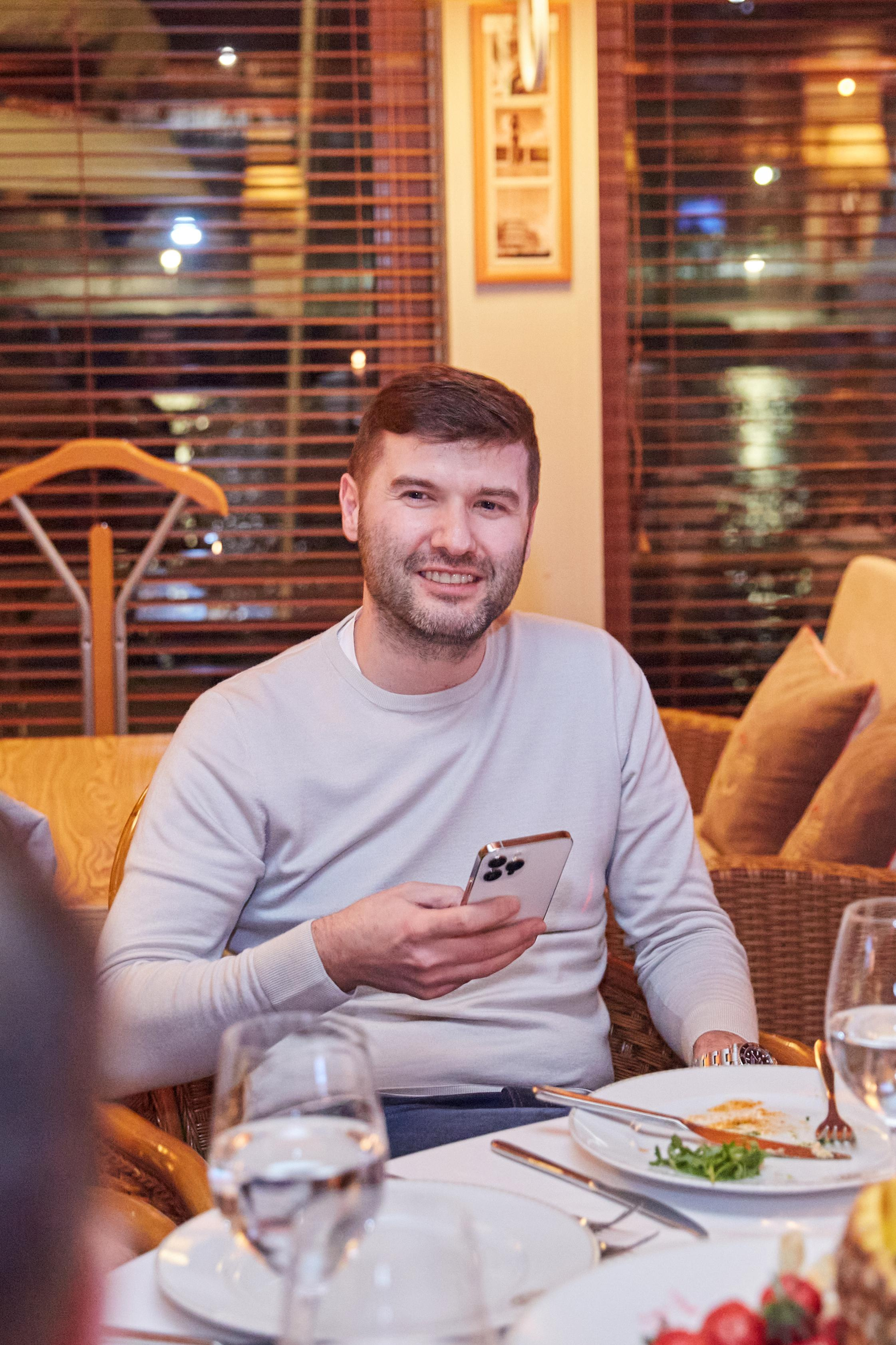 День Рождения Анастасии в ресторане Ласточка. Фотограф ваших самых ярких событий в Москве и СПБ. Збронская Юлия