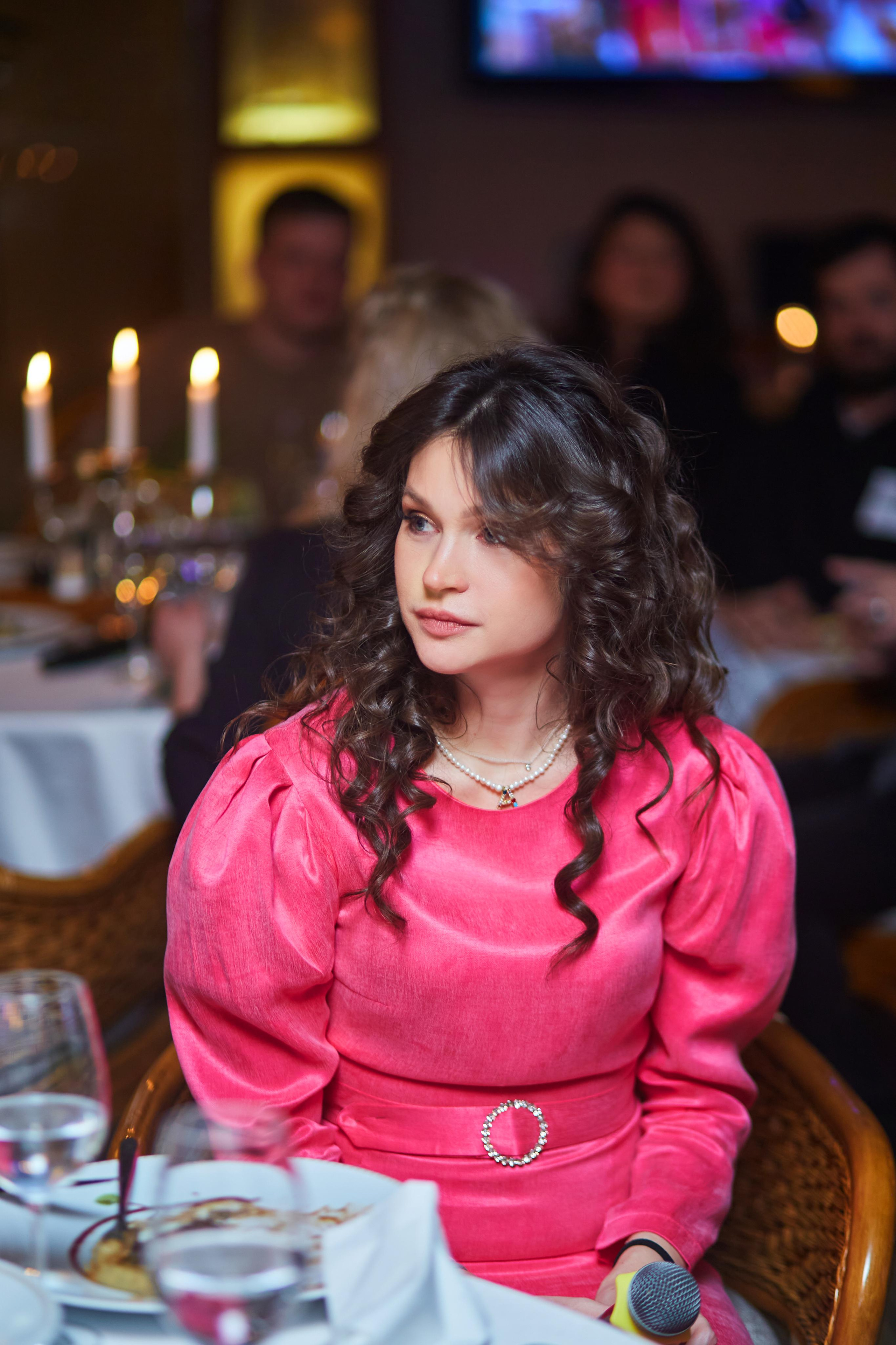 День Рождения Анастасии в ресторане Ласточка. Фотограф ваших самых ярких событий в Москве и СПБ. Збронская Юлия