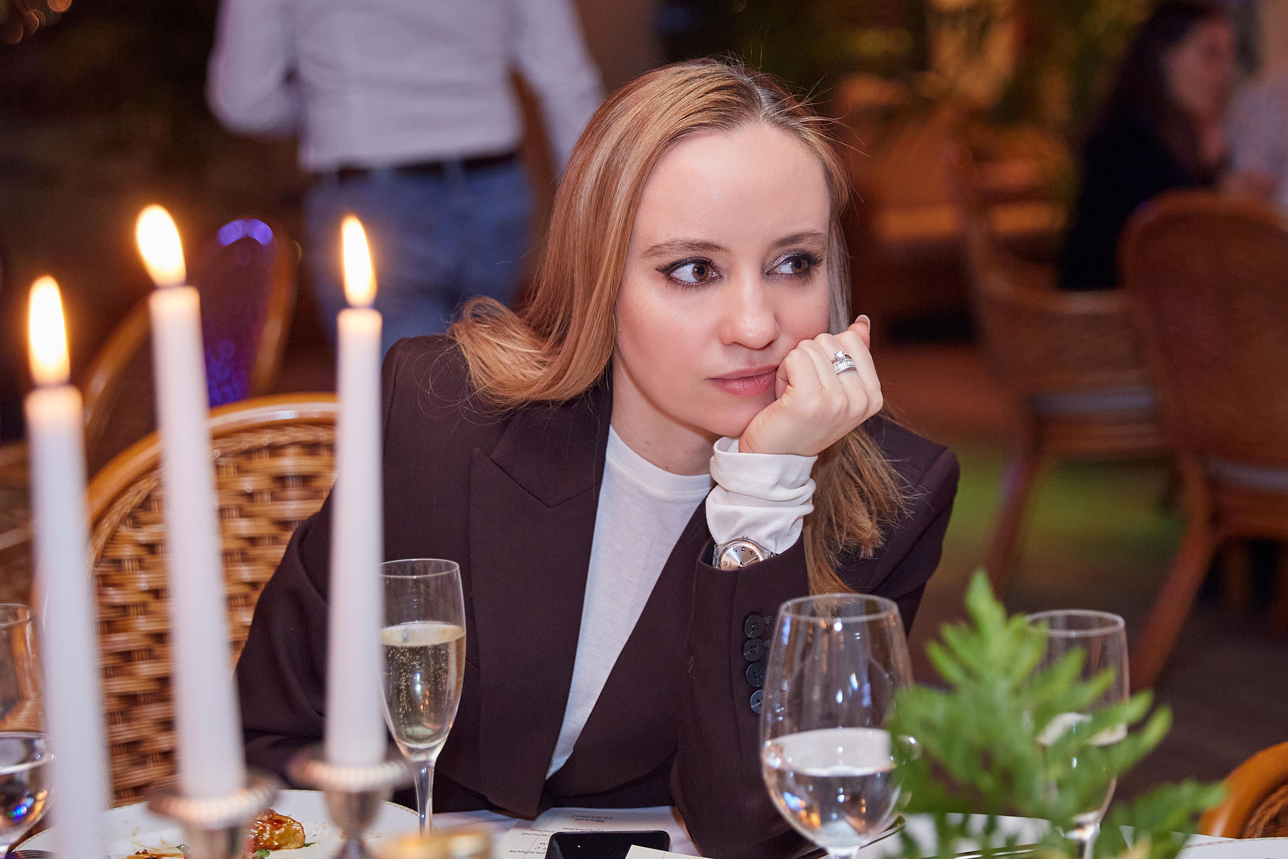 День Рождения Анастасии в ресторане Ласточка. Фотограф ваших самых ярких событий в Москве и СПБ. Збронская Юлия