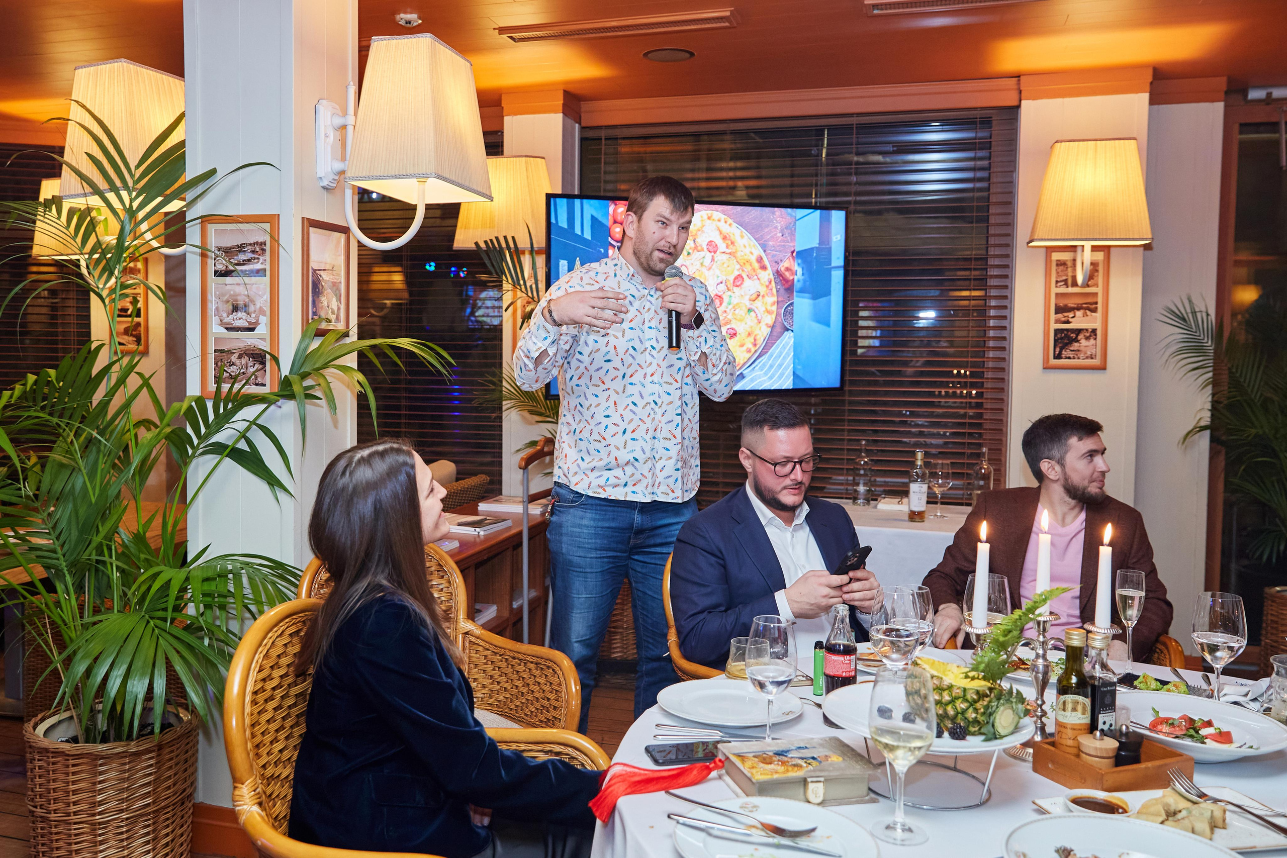 День Рождения Анастасии в ресторане Ласточка. Фотограф ваших самых ярких событий в Москве и СПБ. Збронская Юлия