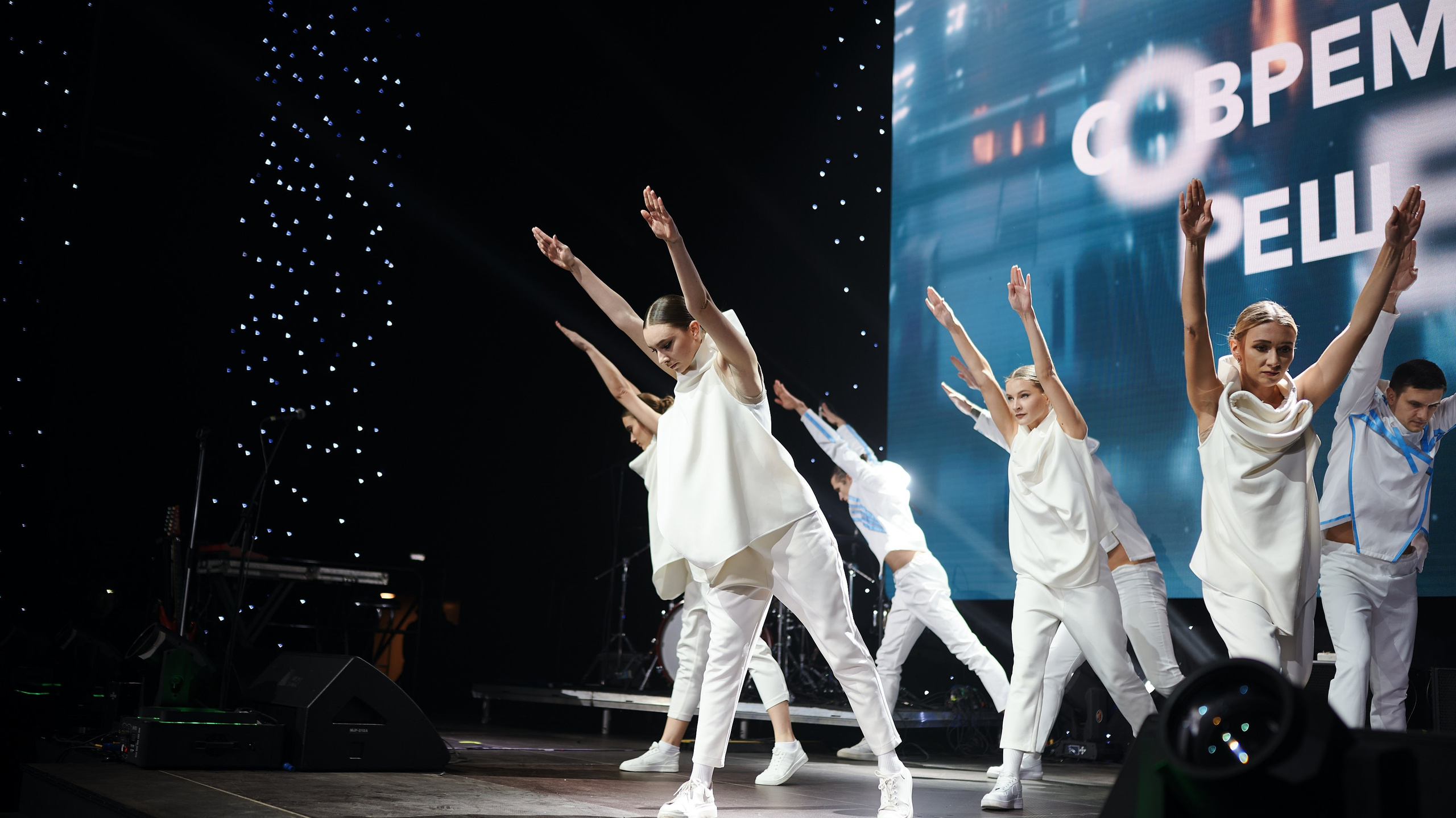 SoftClub. Репортажной фотограф Ариан