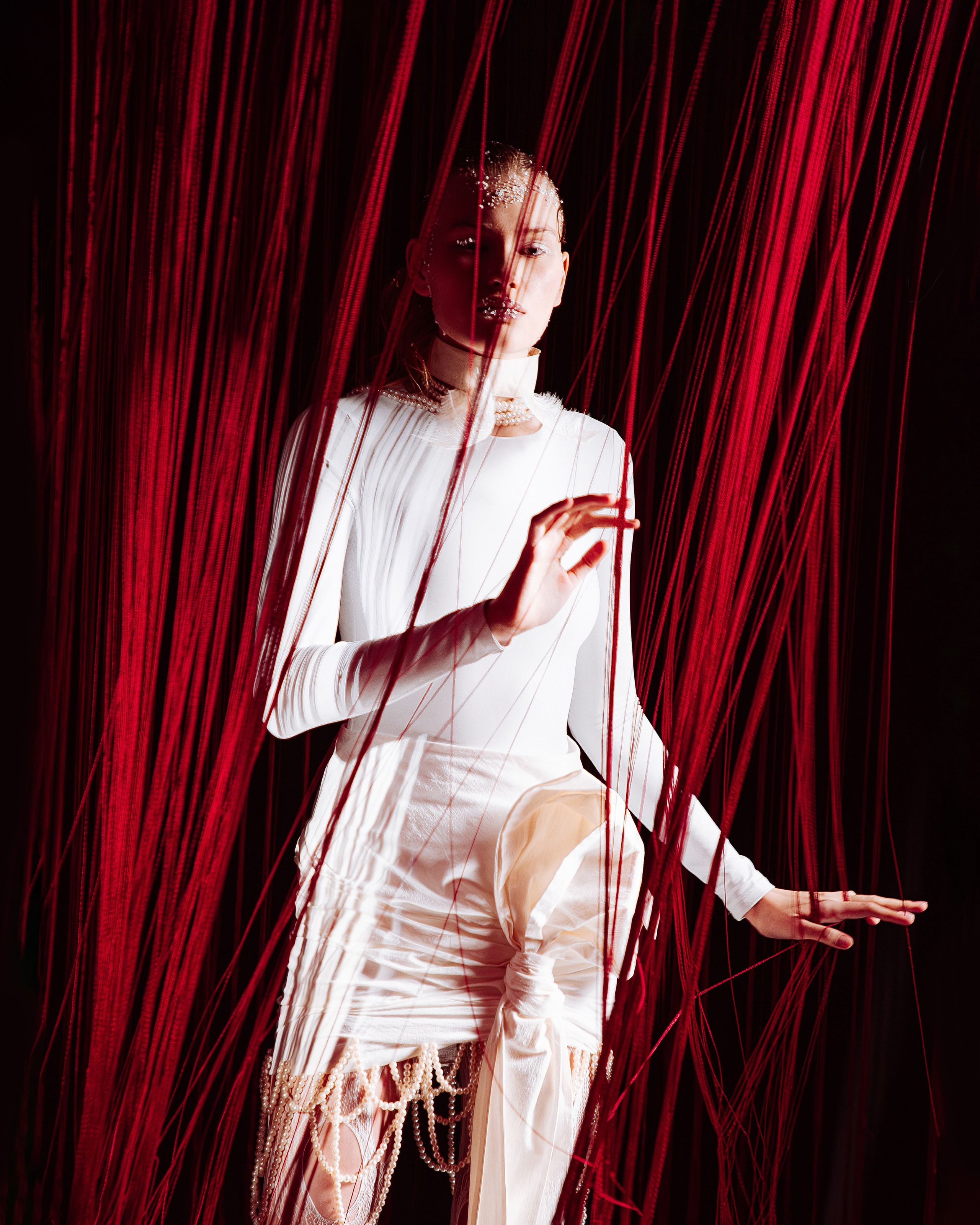 Красная линия | The Red Line. Портретный и репортажный фотограф в Астане Роман Григоров