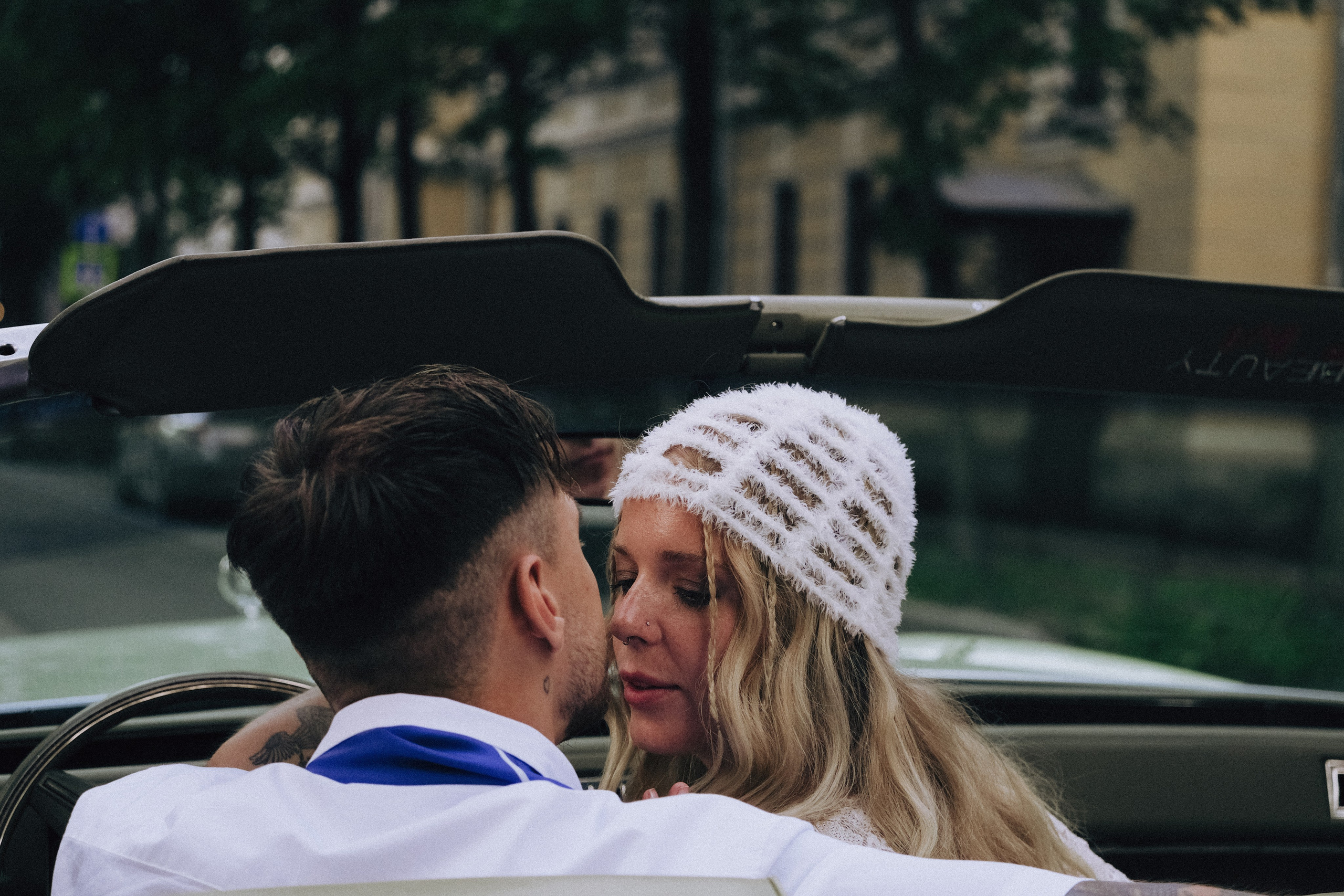 СВАДЕБНАЯ СЬЕМКА С КАБРИОЛЕТОМ В САНТК-ПЕТЕРБУРГЕ НА ПЕТРОГРАДКЕ В ОТЕЛЕ ПАНОРАМИКА. Профессиональный фотограф, Санкт-Петербург — Виктория Богомолова