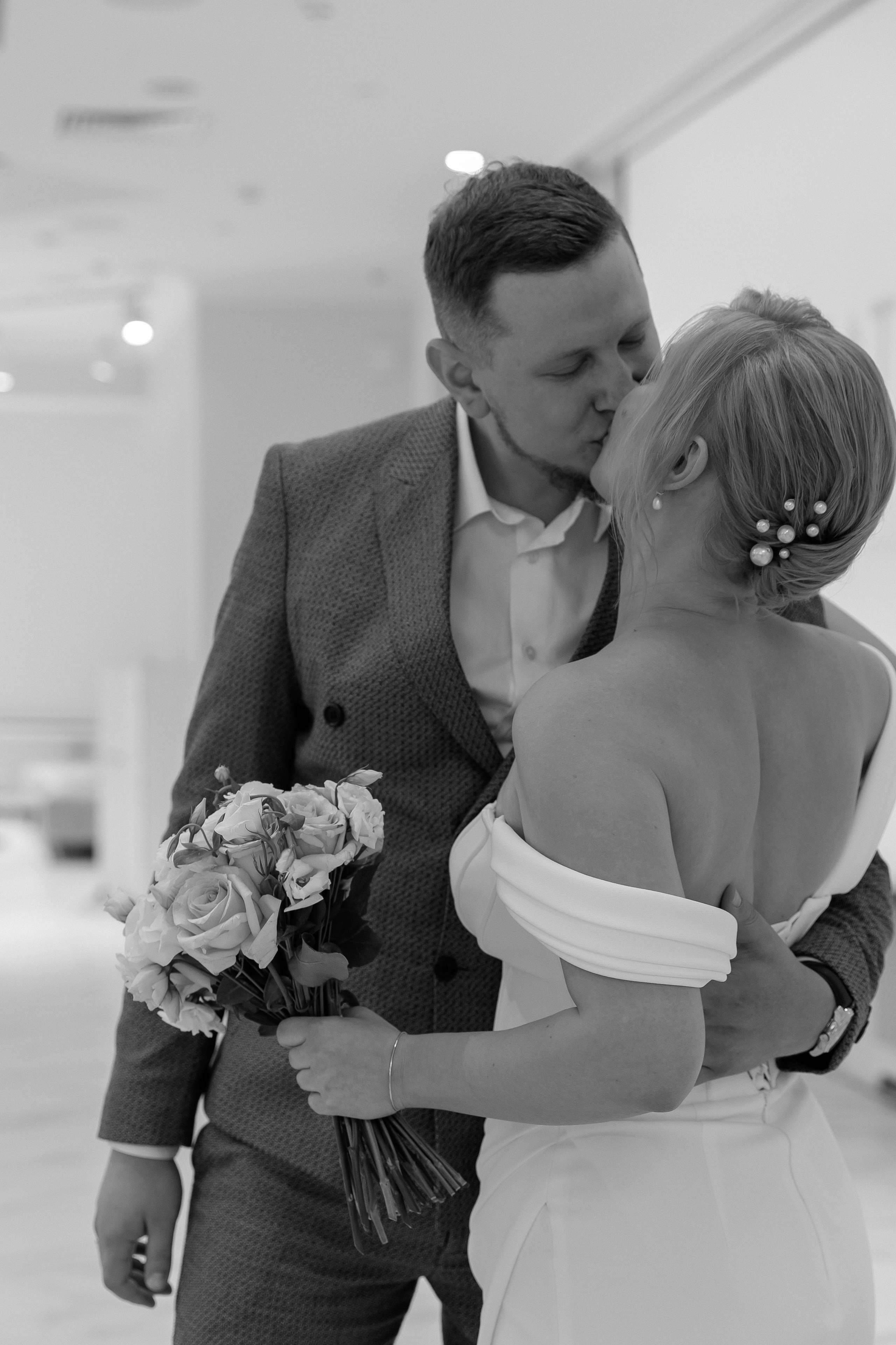 «Мурашками прямо по нам». Свадебный фотограф Москва