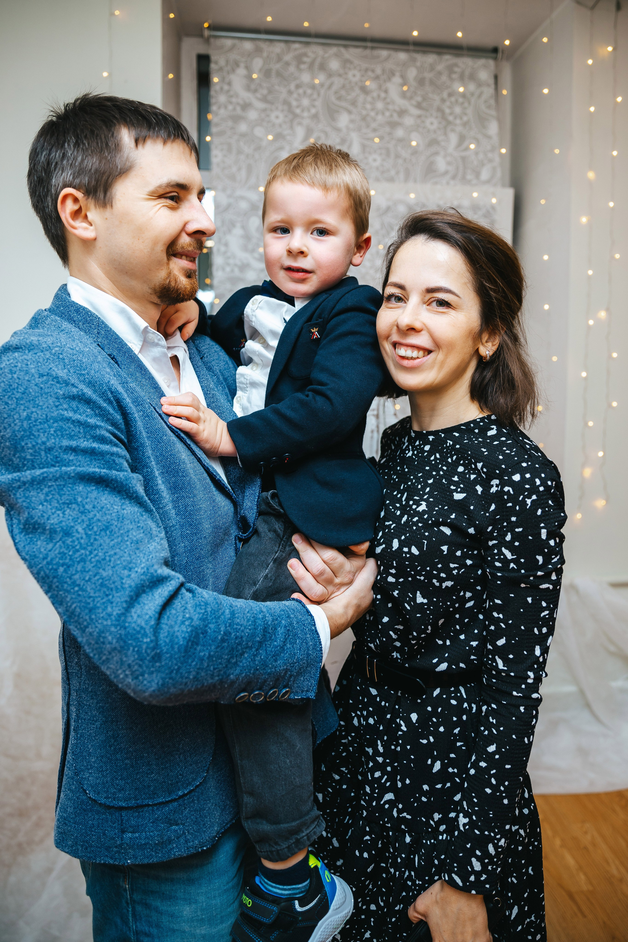 Новогодний утренник в Монтессори-садике. Семейный lifestyle фотограф в Санкт-Петербурге Людмила Пахомова