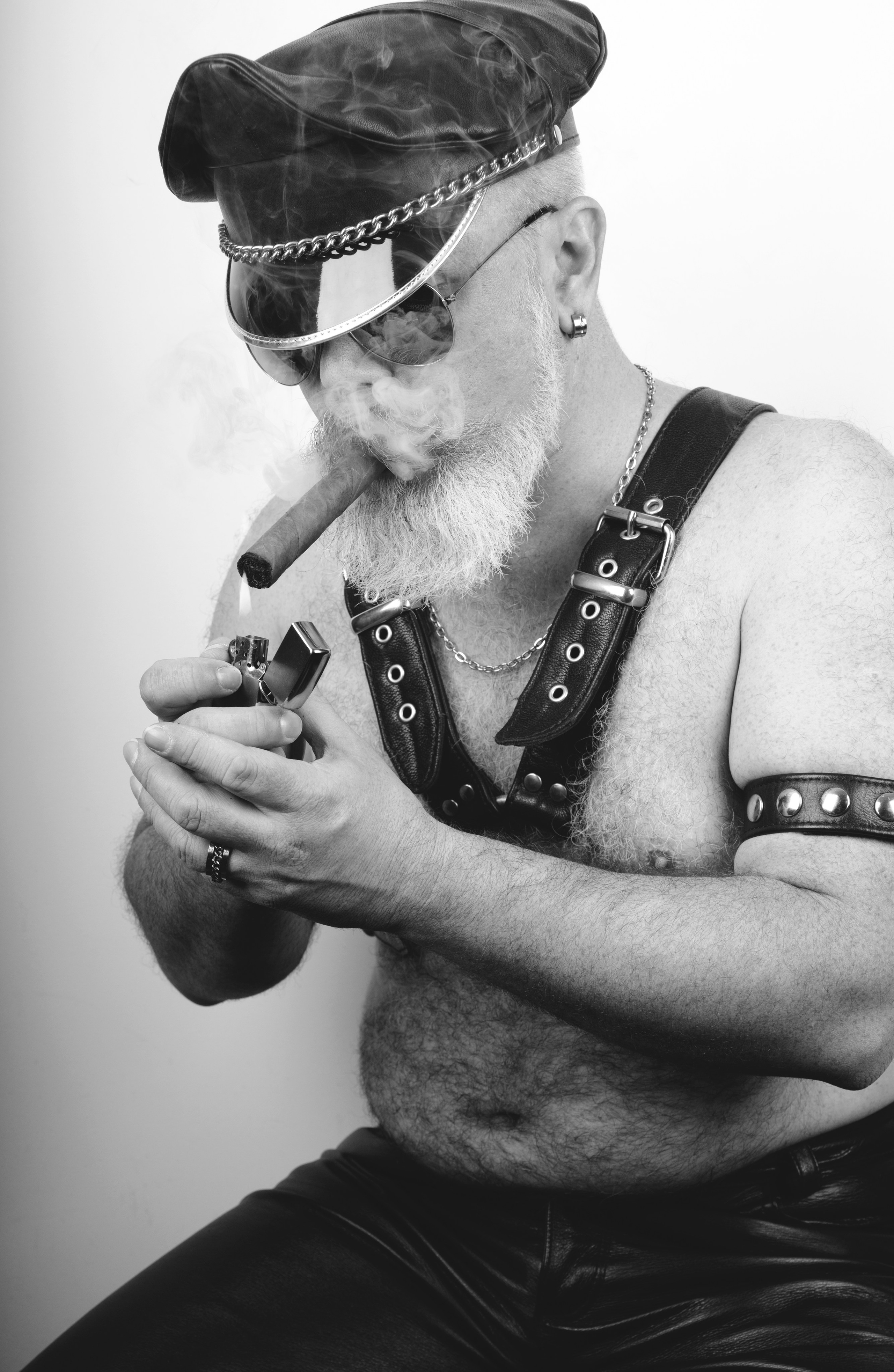 MEN. Neumann’s moon