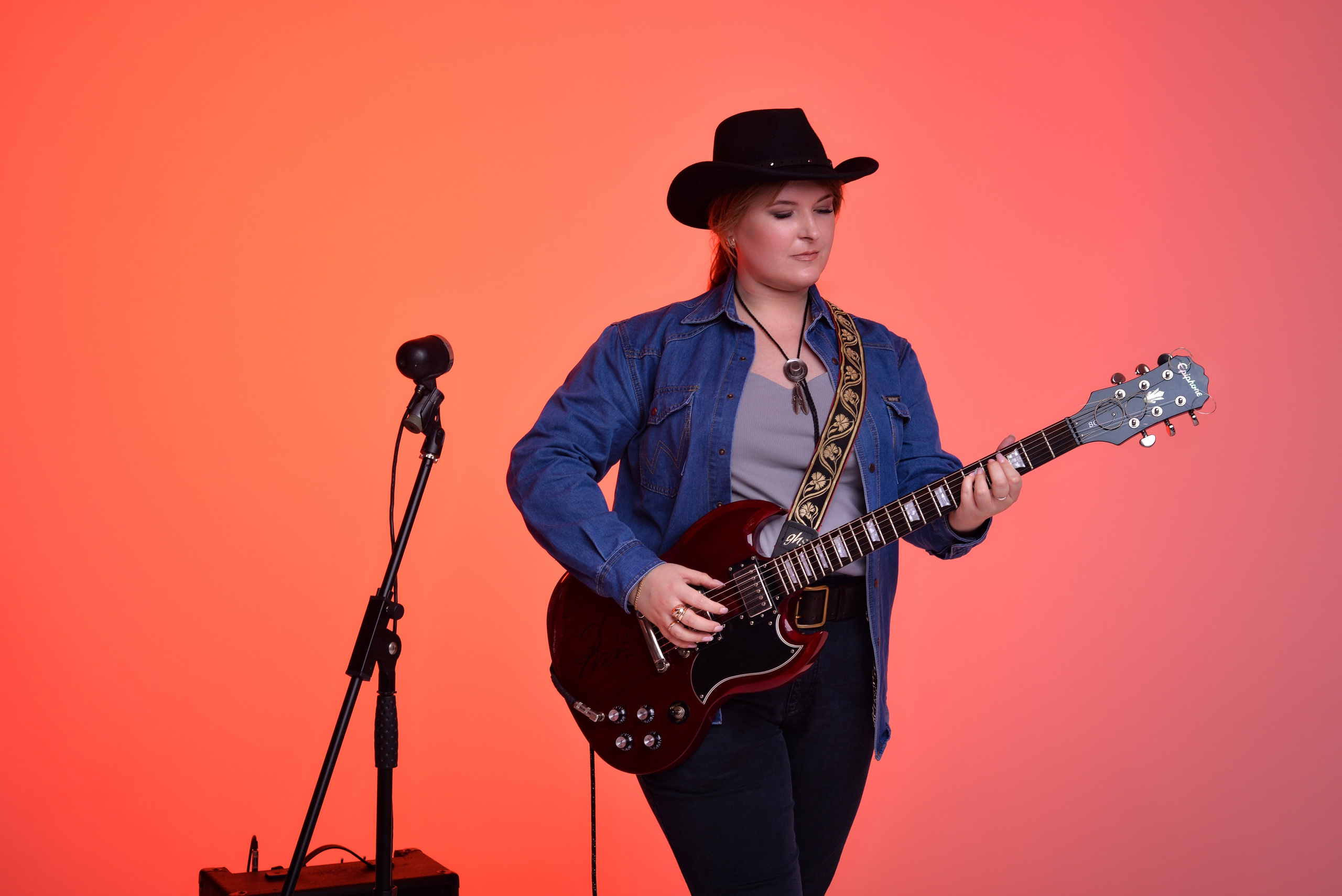 Сергей и Диана музыканты. Семейный и свадебный фотограф Галина Абакумова, фотосессии в Белгороде