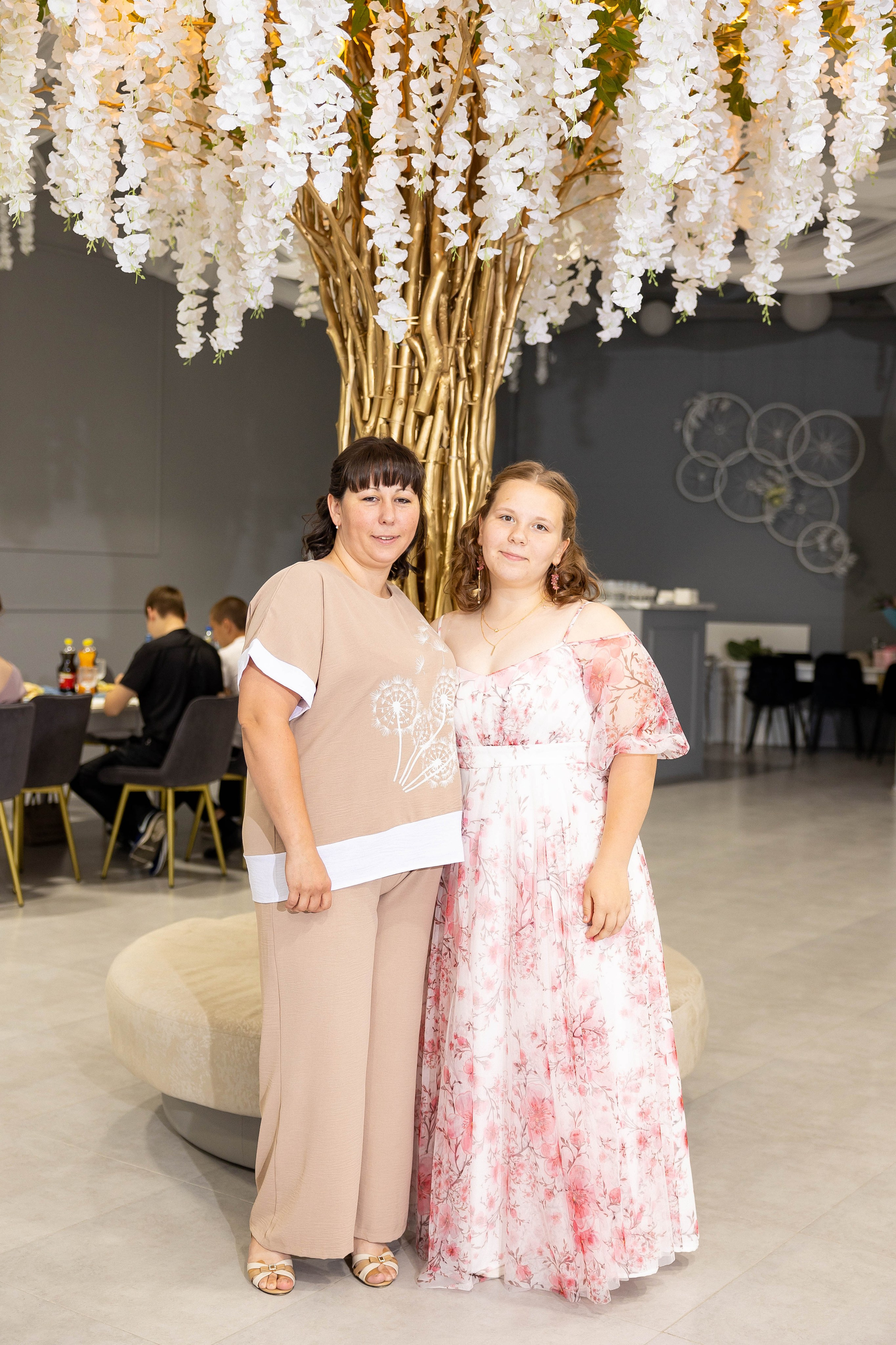 Школа 9 выпуск 2025. Выпускные альбомы в Краснодарском крае