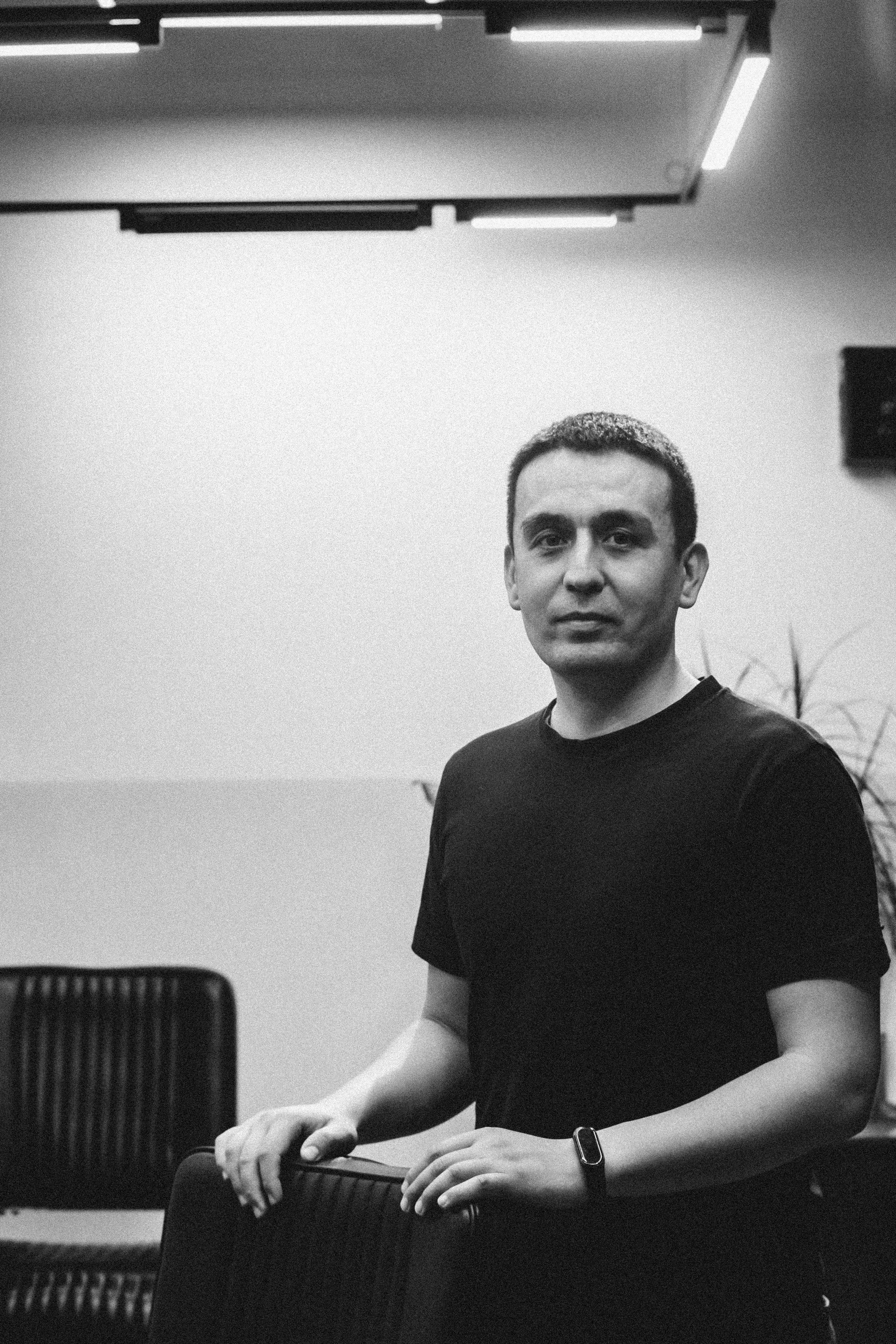 Контент-съемка барбершоп «mæsh». Коммерческий и Портретный Фотограф Симферополь Крым Максим Махо