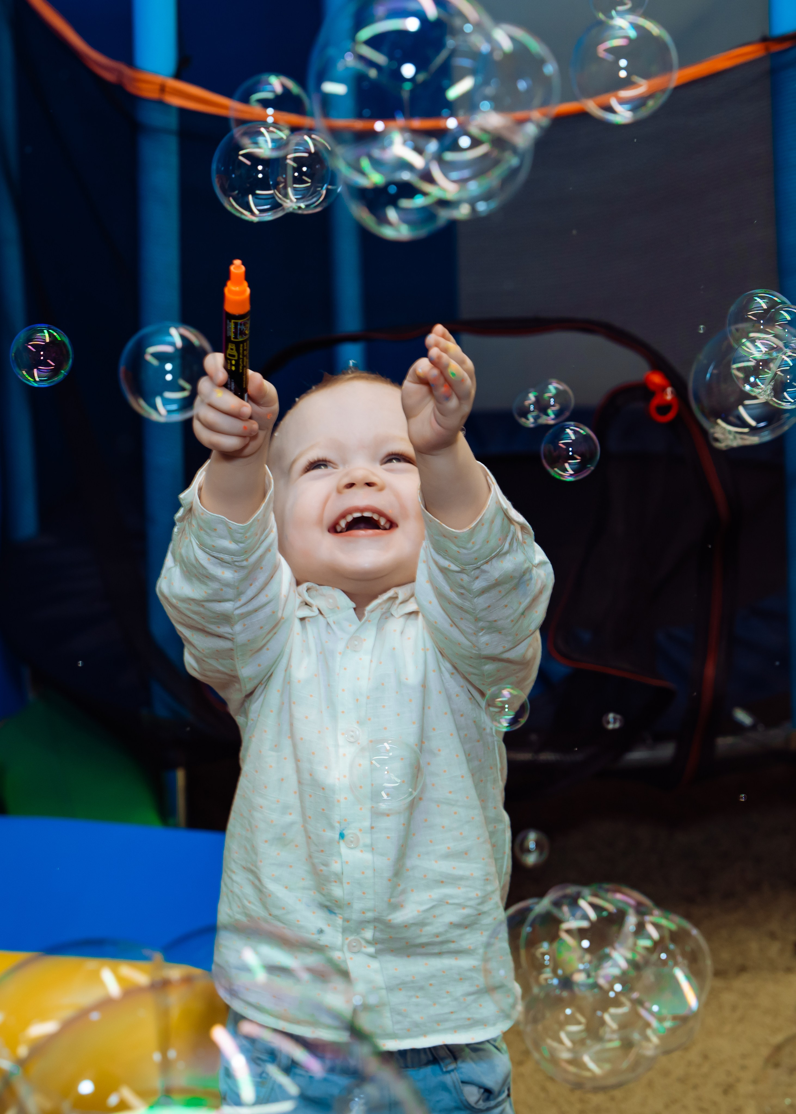 Карамелька в гостях у Романа. Крамер Юлиана детский и семейный фотограф