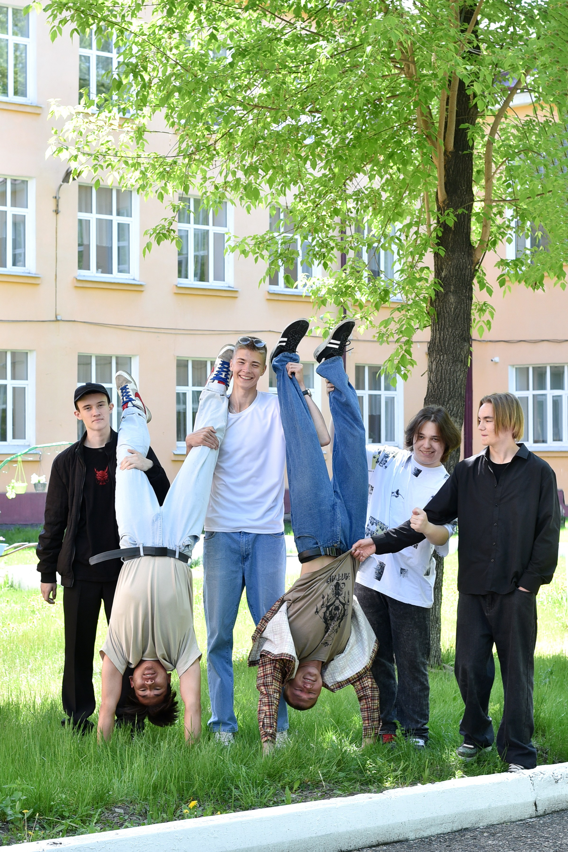 ФОТОСЕССИЯ В ПАРКЕ весна. Школьный фотограф ЛАРИСА МАТВЕЕНКО