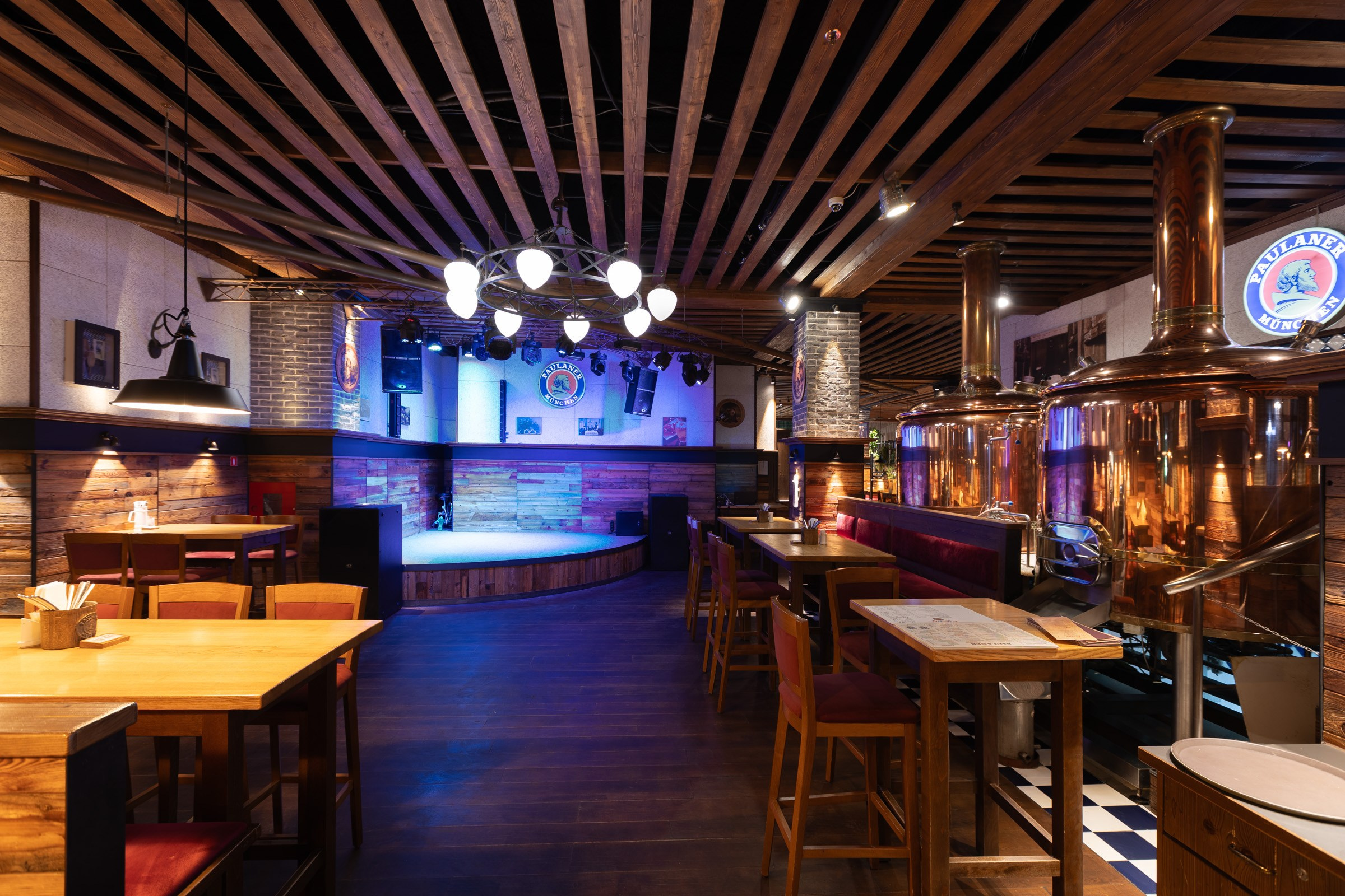 Съемка ресторана PAULANER в городе Краснодар. Архитектурный и интерьерный фотограф в Краснодаре | Дмитрий Демской