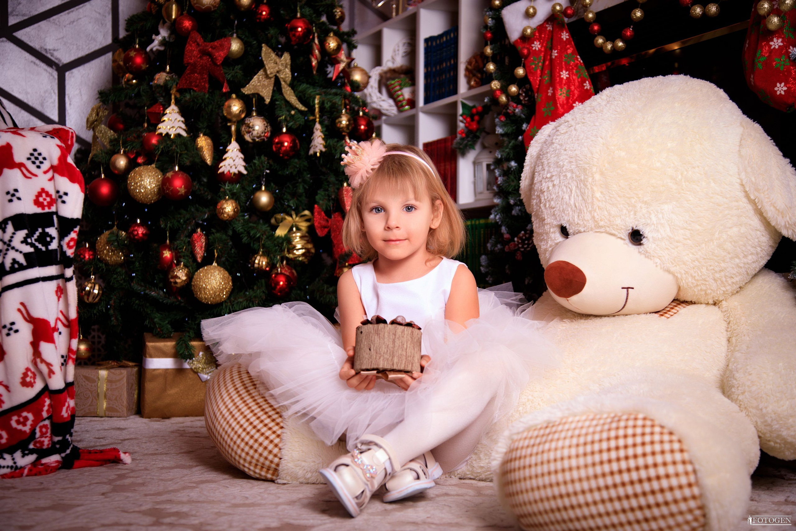 Портфолио новогодние фотосессии для детей в Краснодаре. Интерьерная фотостудия FOTOGEN г. Краснодар