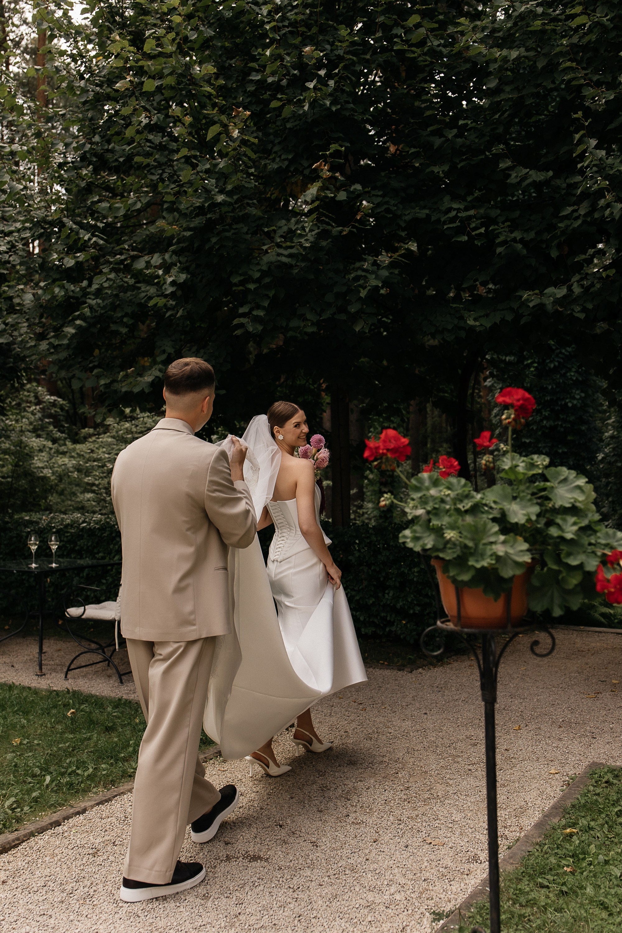 Свадьбная фотосессия в отеле Кронон (Гродно, Беларусь). Свадебный и семейный фотограф Виолетта Сидельникова. Краснодар, Россия, Беларусь, Европа