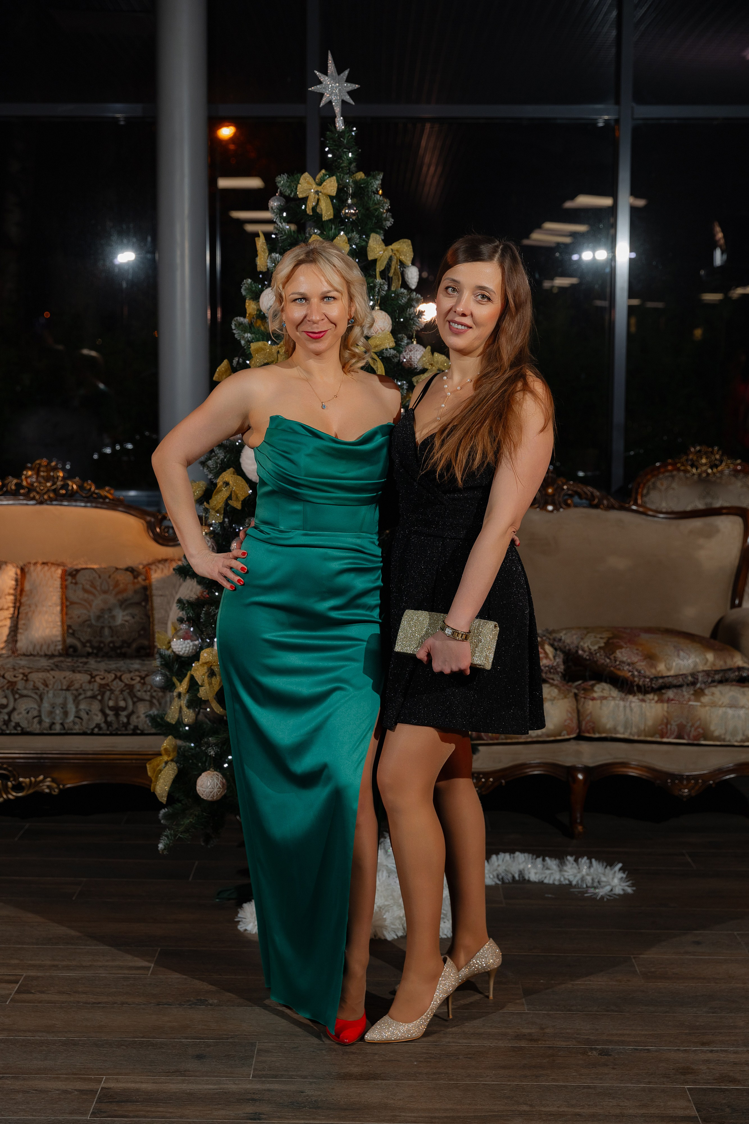 Корпоративная новогодняя фотосъемка для BELARUSBANK в Ресторане «Урарту». Свадебный фотограф в Минске/Беларуси Сергей Спиридонов