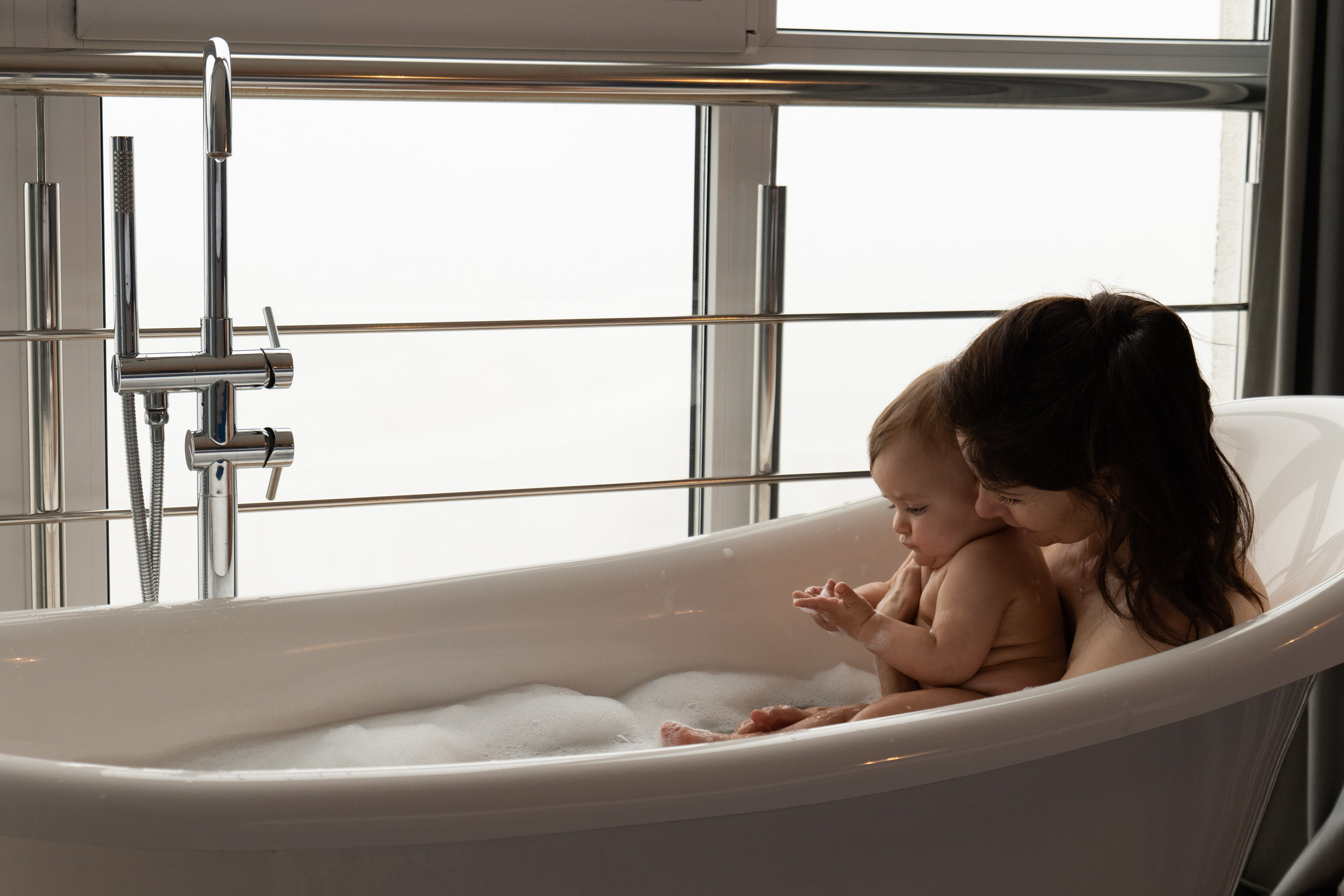 Мама и малыш «Повседневность». Фотограф видеограф Ольга Василевская