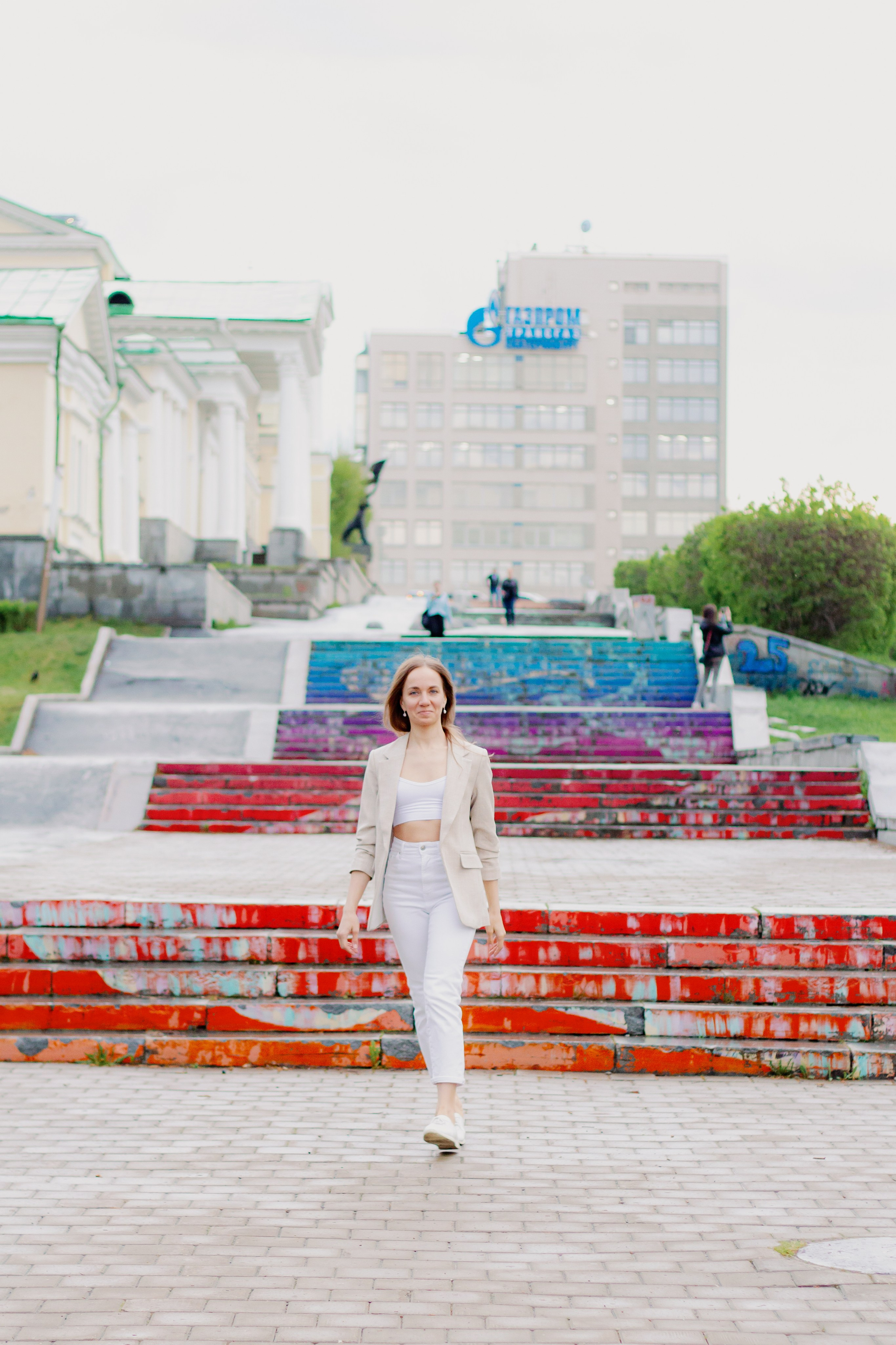 Фотосессия с цветущими яблонями, Екатеринбург. Фотопрогулка. Фотограф в Екатеринбурге Пойгина Елена
