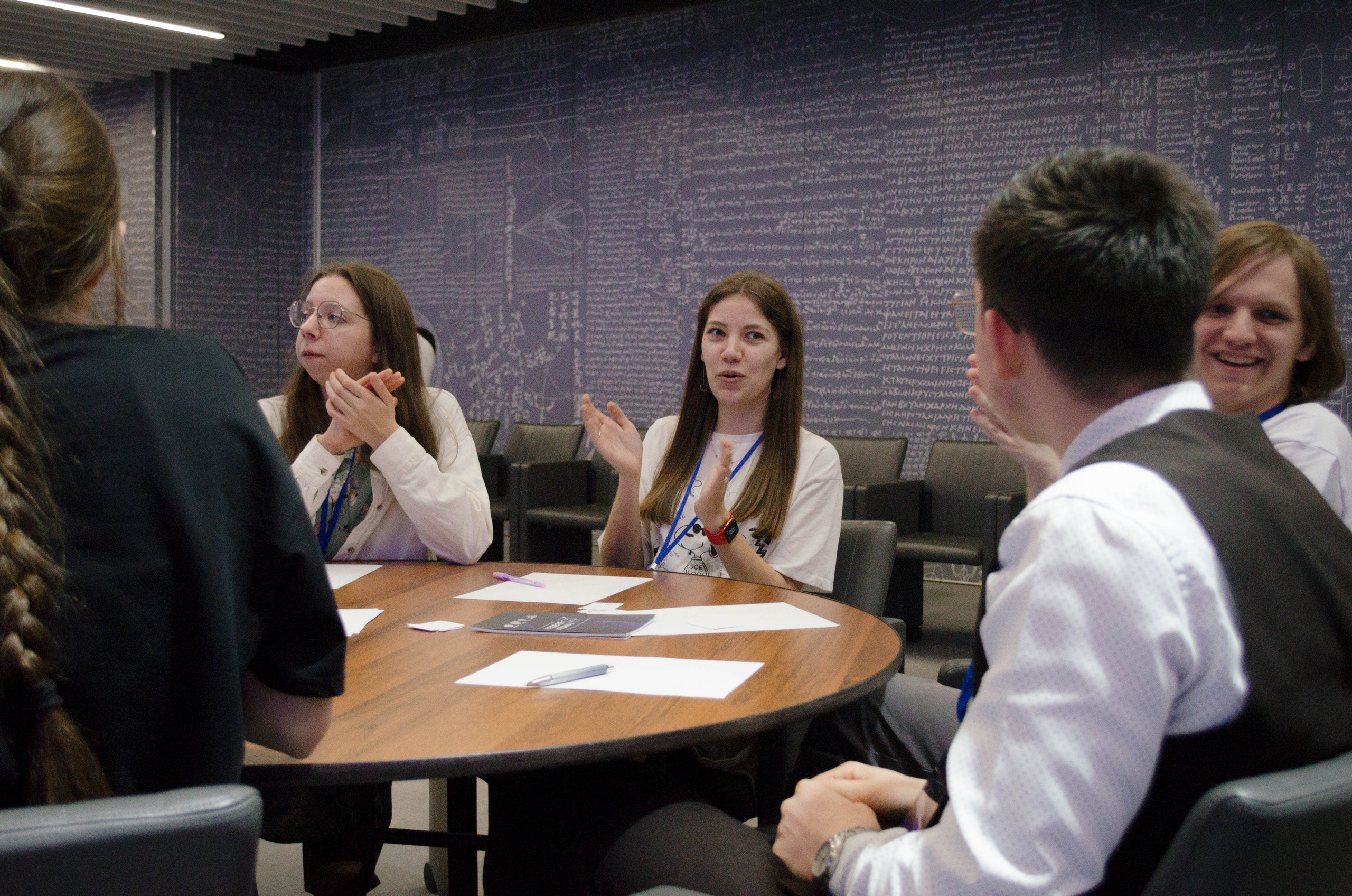 Неделя атома. Открытие. Фотограф Валерия Пэун