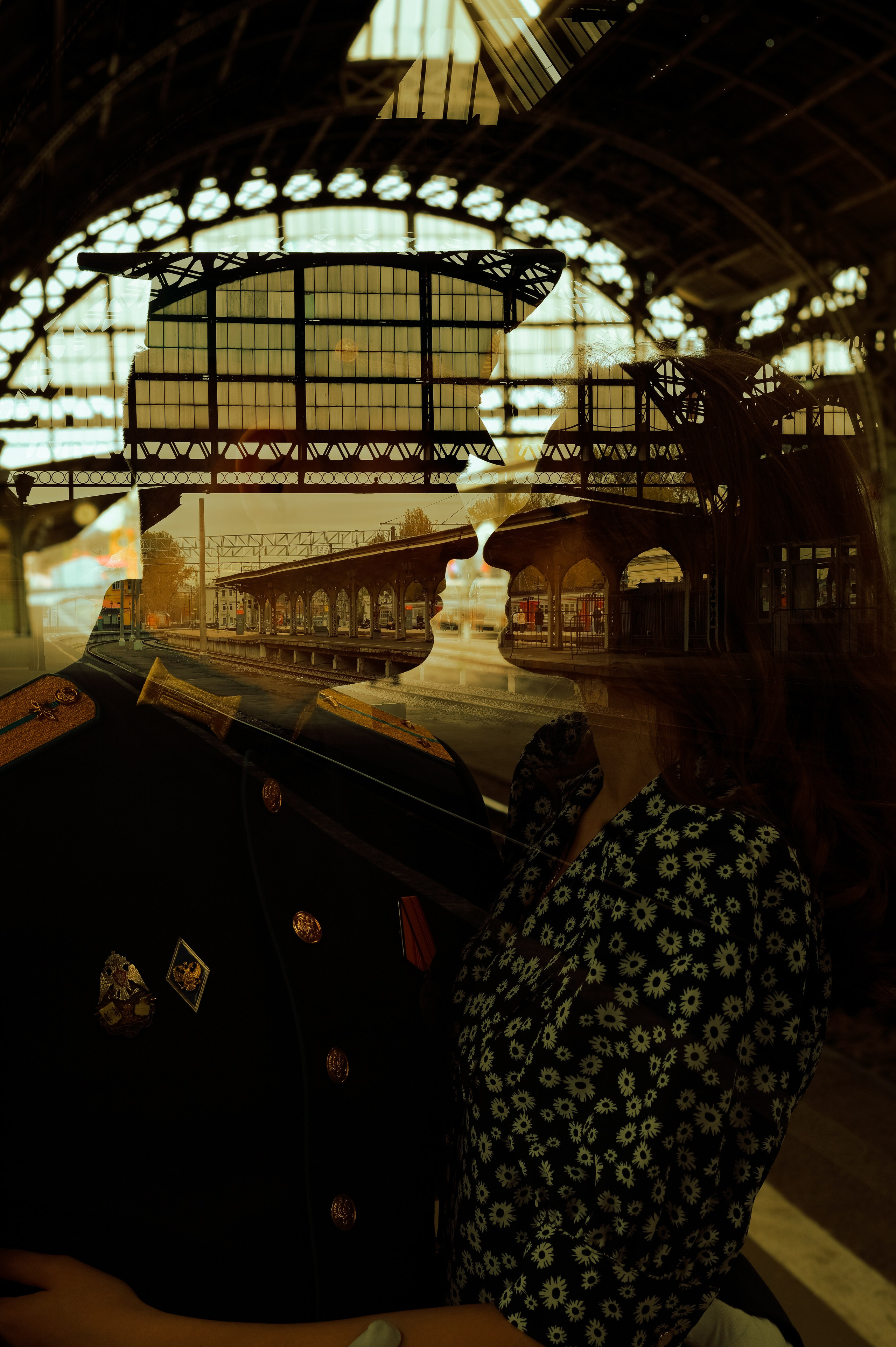 Love story на вокзале. Анастасия и Азамат. Семейный и свадебный фотограф в Санкт-Петербурге Яна