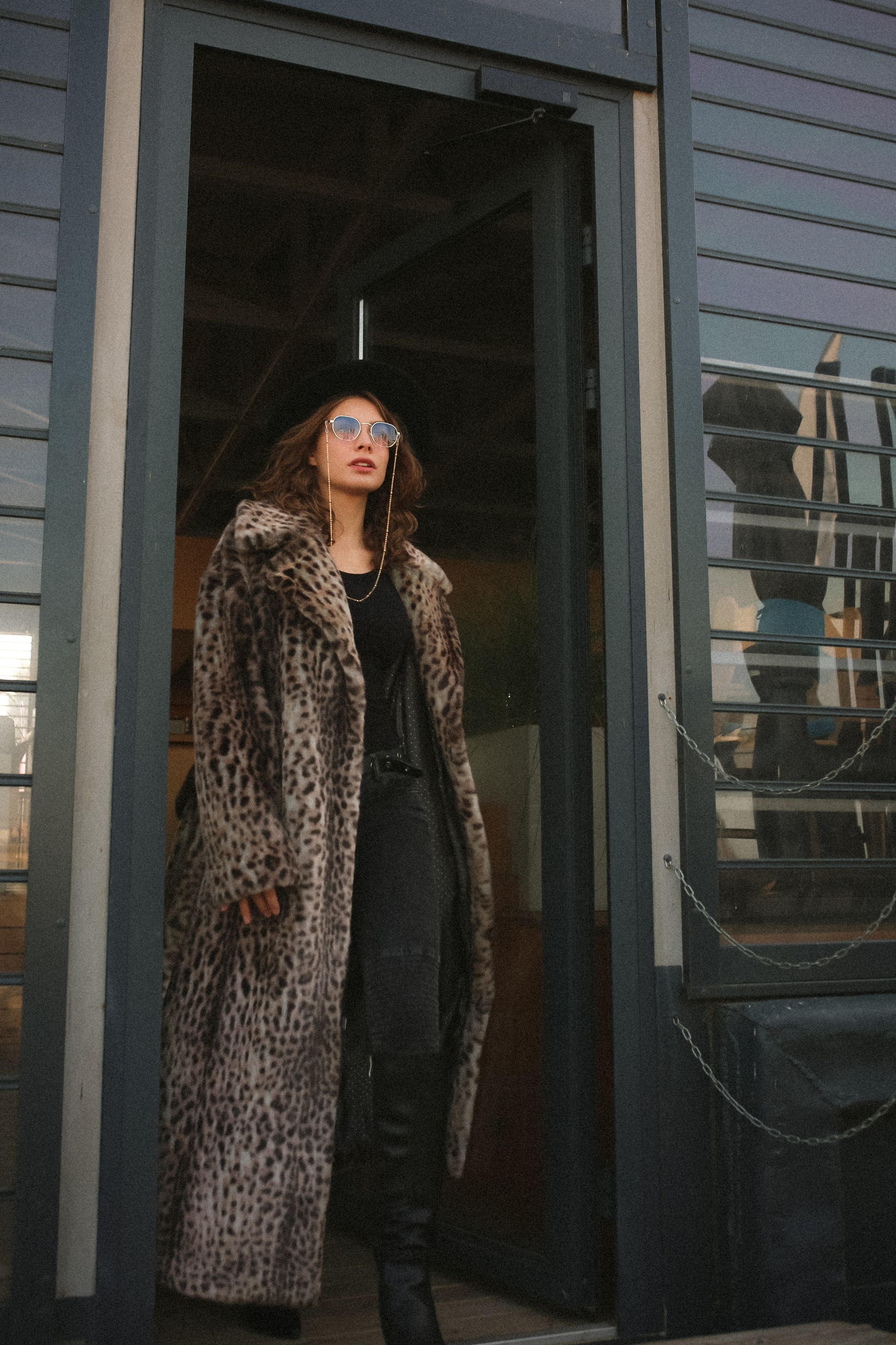 ИМИДЖЕВАЯ СЪЕМКА ДЛЯ БРЕНДА ВЕРХНЕЙ ОДЕЖДЫ MISHKA. Бренд, контент фотограф в Волгограде Елена Даньшина