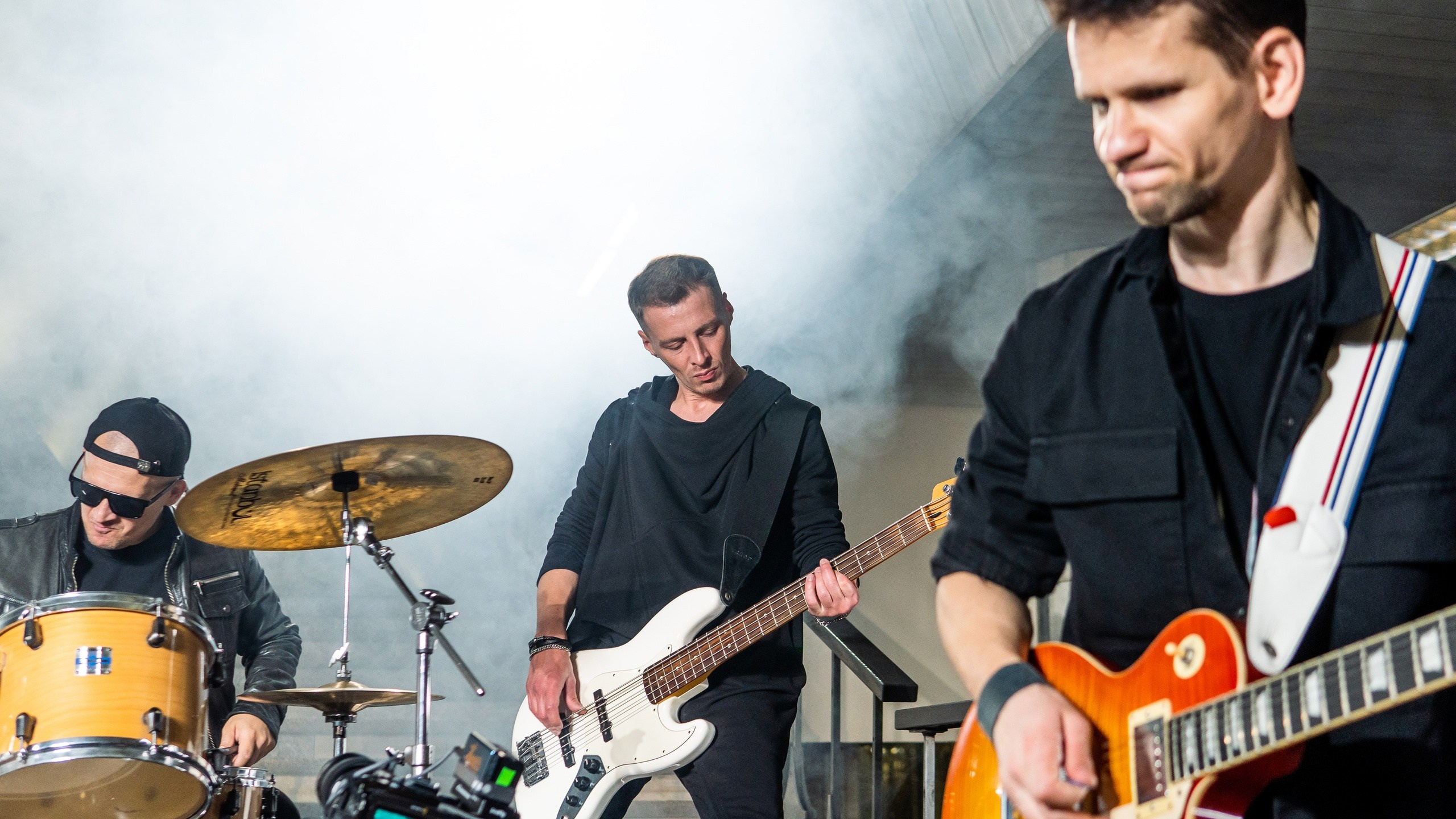 Фотосессия в метро, съемки клипа в Новосибирске