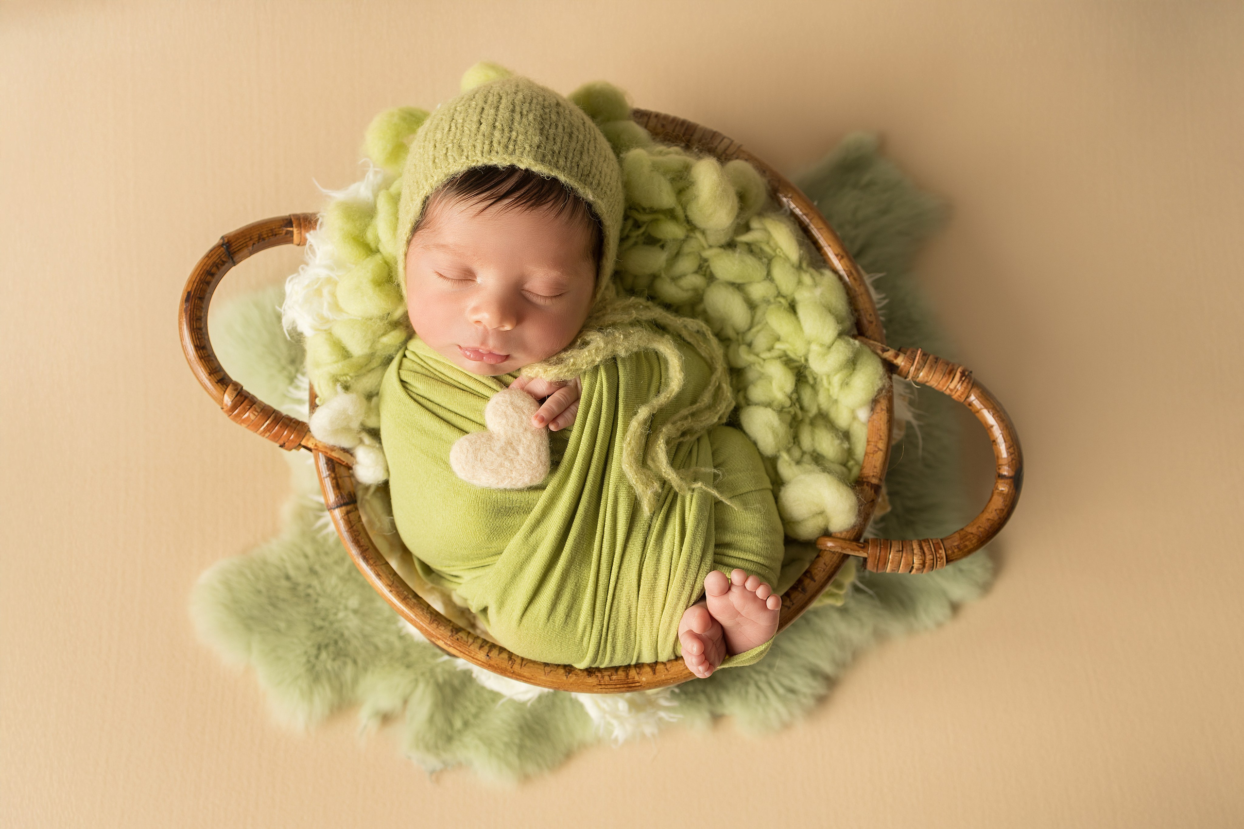 Фотограф новорожденных в г. Ростове-на-Дону Инна Дурасова