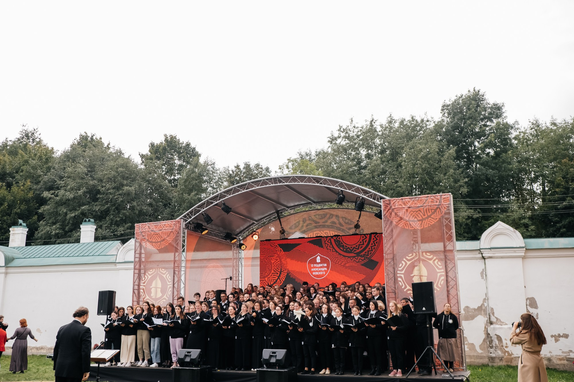 Всероссийский форум «12 подвигов Александра Невского» | Старая Ладога 2021. Репортажный фотограф в Санкт-Петербурге СПБ Алиса Ческидова на ваше мероприятие