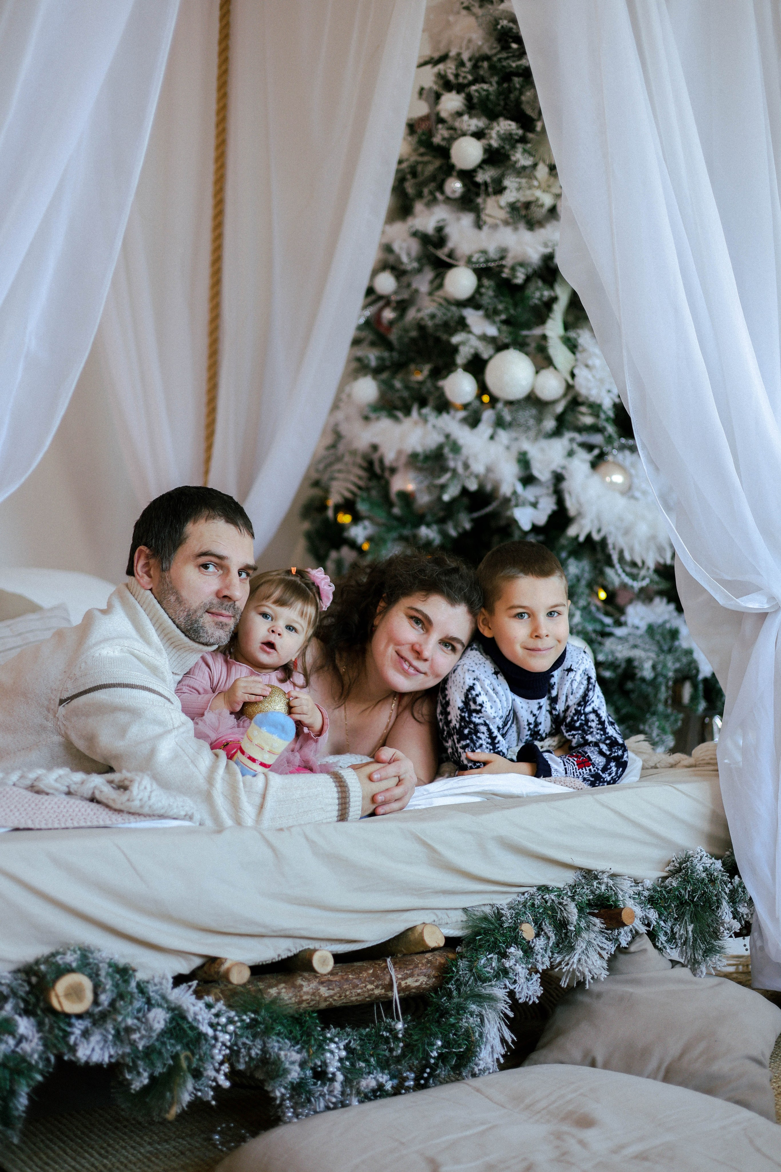 Новогодняя история «Нелля и ее семья». Фотограф в Москве Анастасия Калинина
