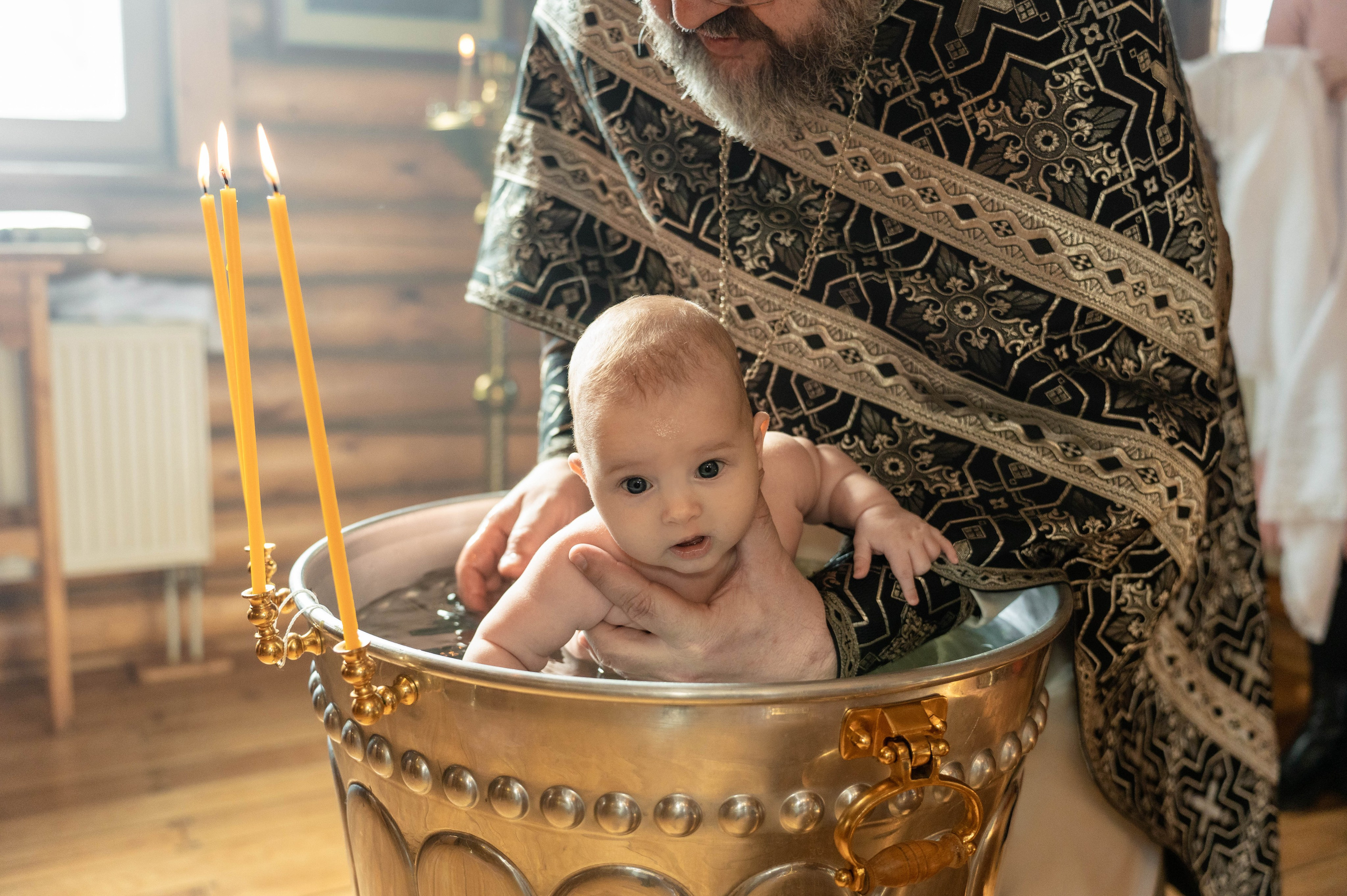 Крещение Екатерины в храме Мефодия и Кирилла. Фотограф на Крещение Тула и Венчание в Туле, детский и семейный фотограф