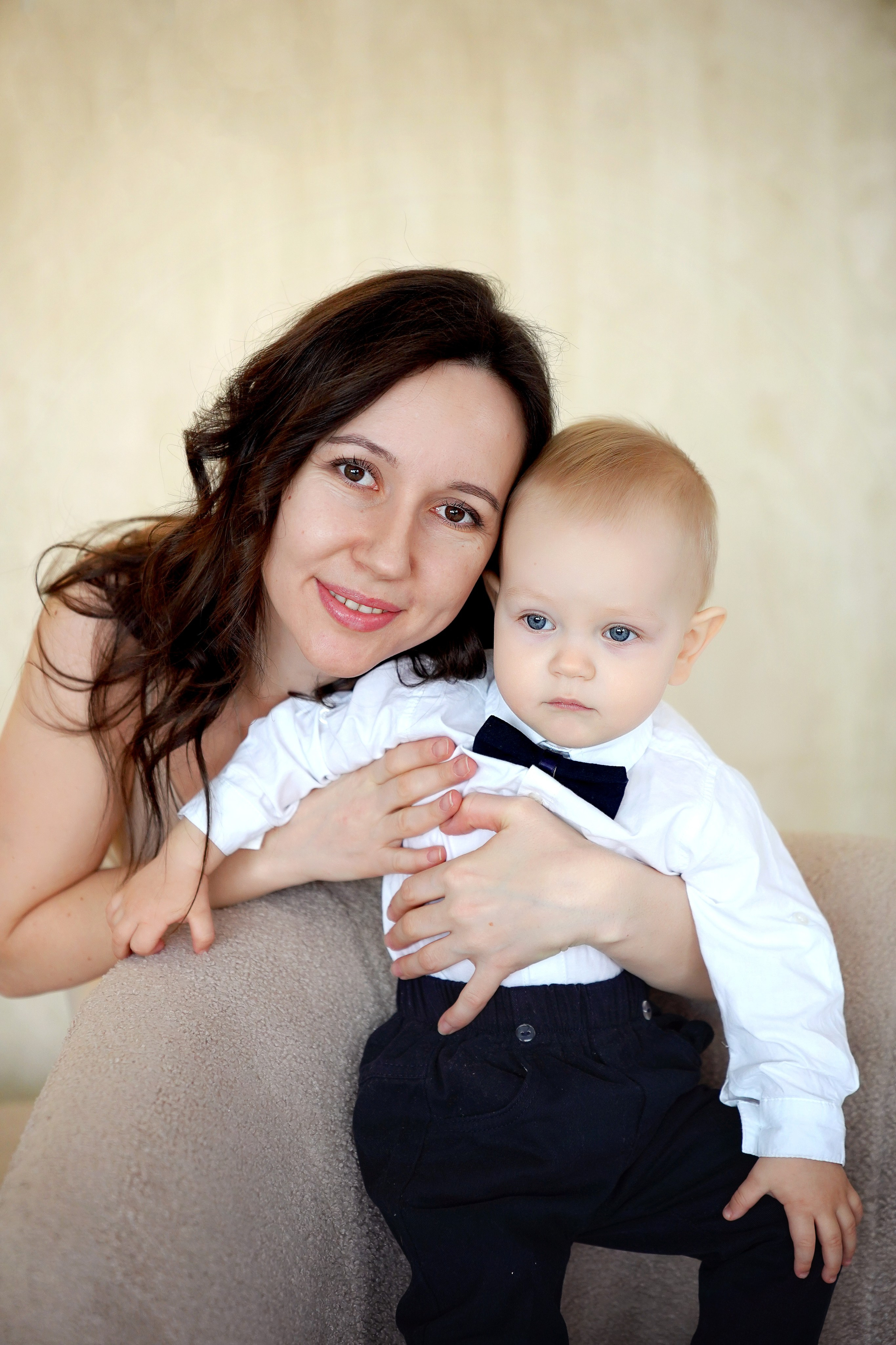 Семейная фотосессия в студии ZOOM (Сосенки). Семейный и детский фотограф в Москве Екатерина Офицерова