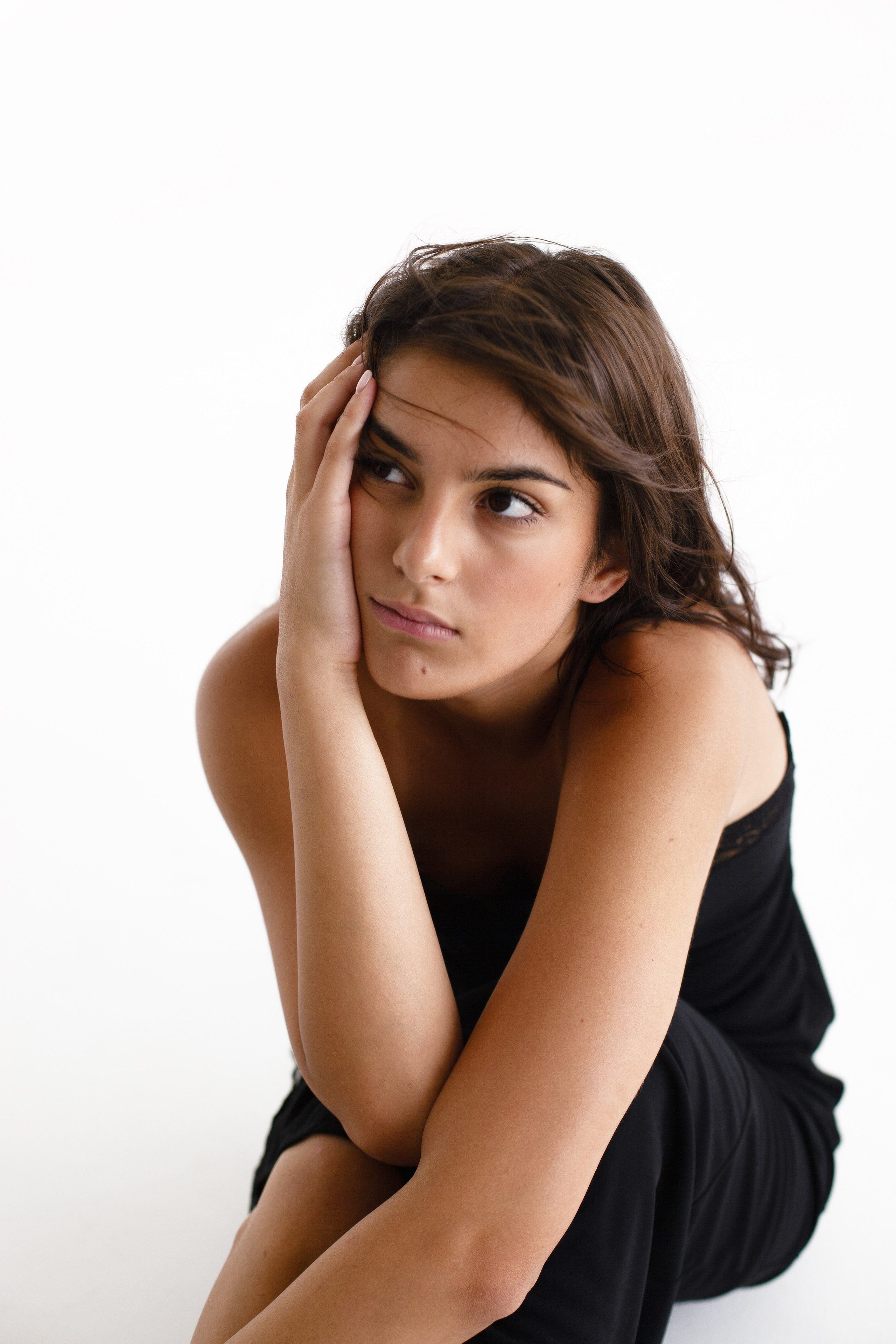 Nia. Alyona Pukhanova — photographer, stylist, 3d designer, artist — Tbilisi, Georgia