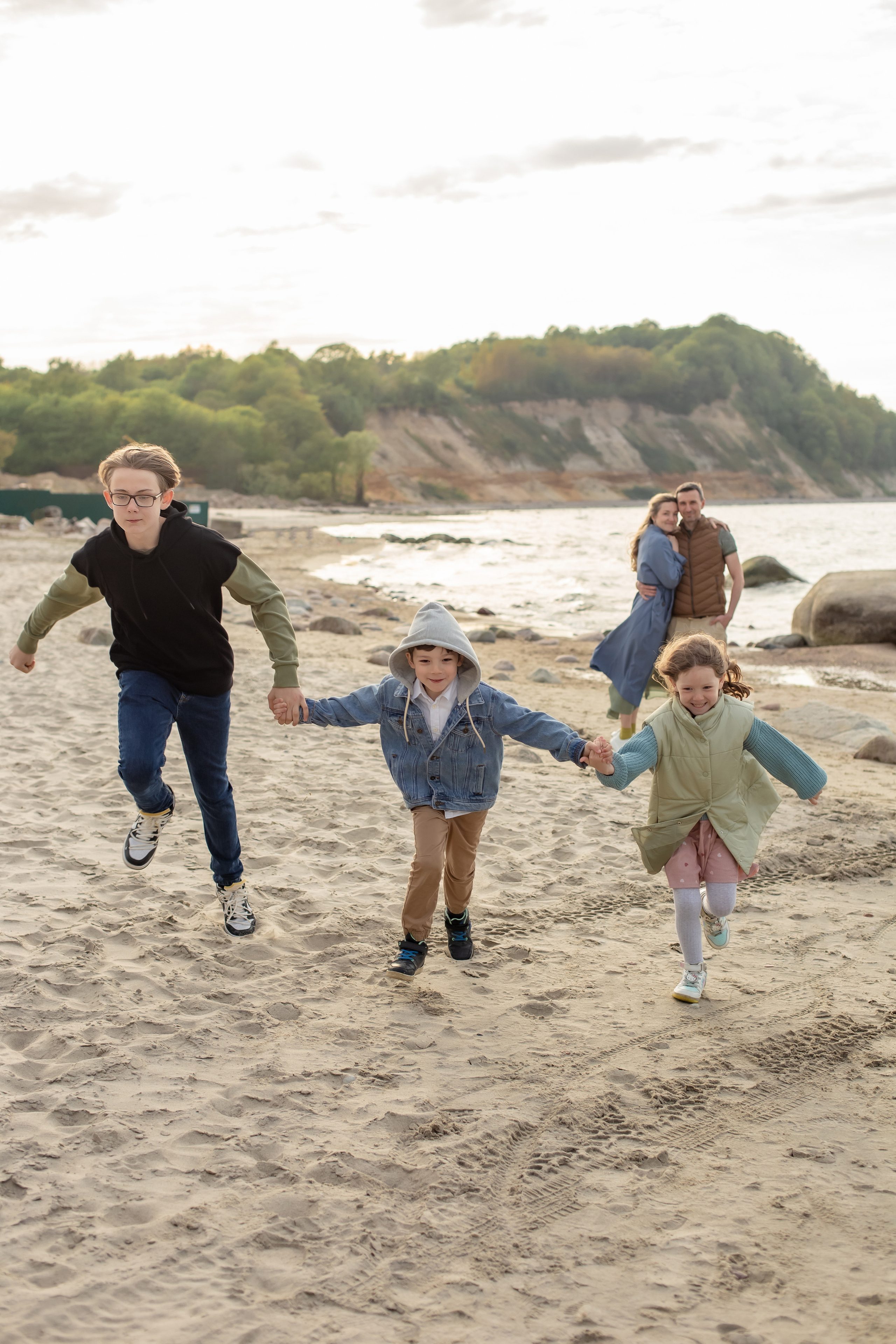 Елена, Дима, Леша, Саша, Маша и Бим. Филинская. Фотограф в Калининграде Решетникова Алина