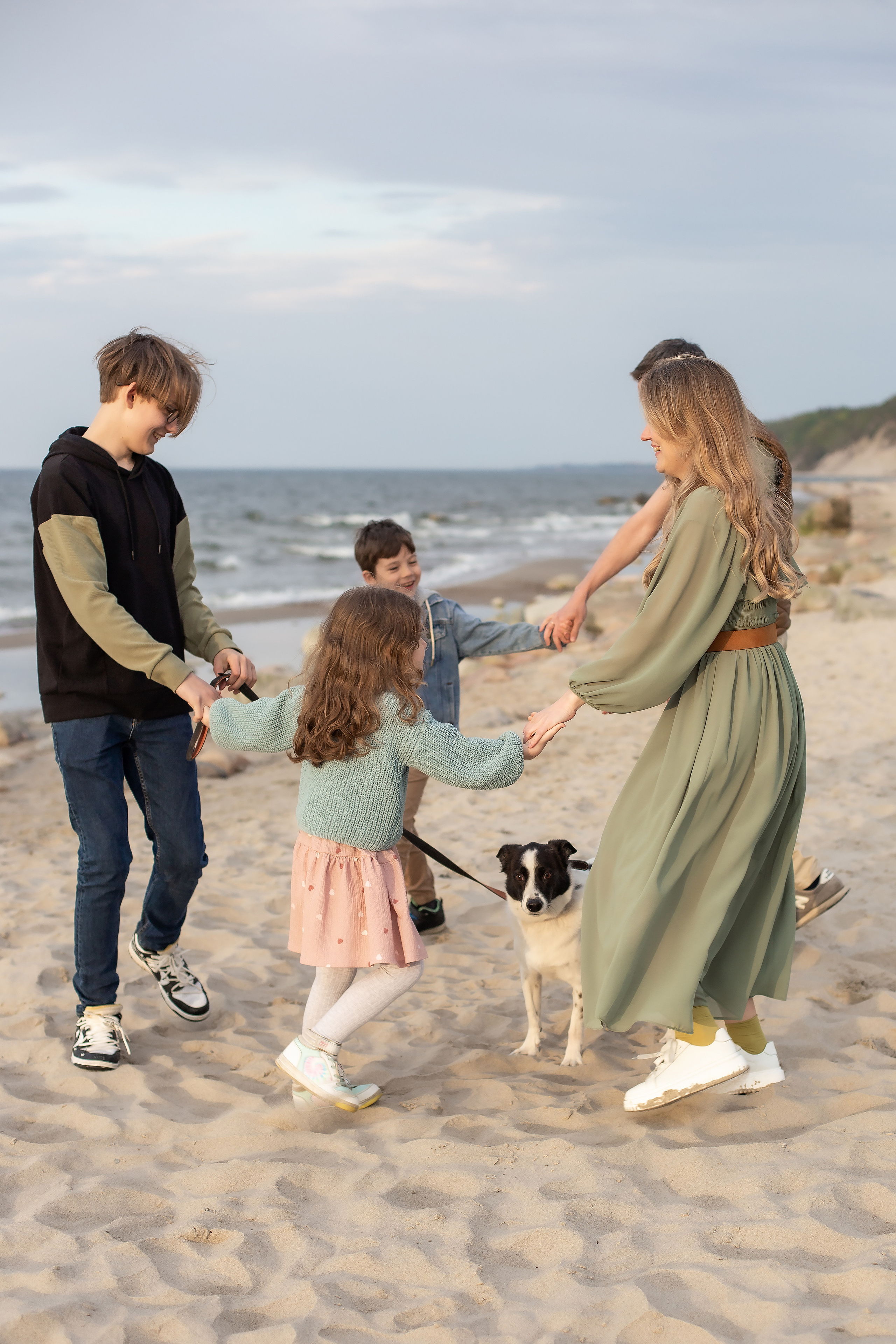 Елена, Дима, Леша, Саша, Маша и Бим. Филинская. Фотограф в Калининграде Решетникова Алина