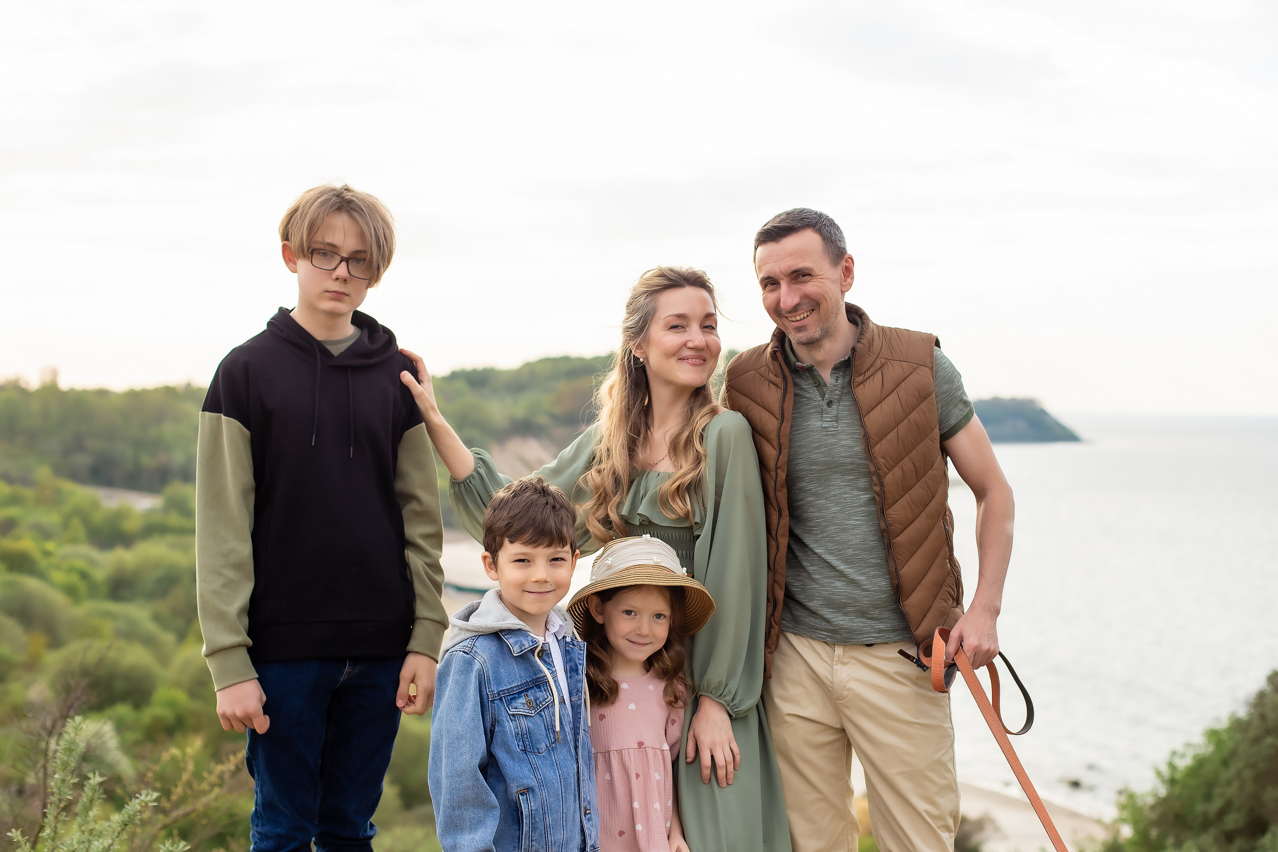 Елена, Дима, Леша, Саша, Маша и Бим. Филинская. Фотограф в Калининграде Решетникова Алина