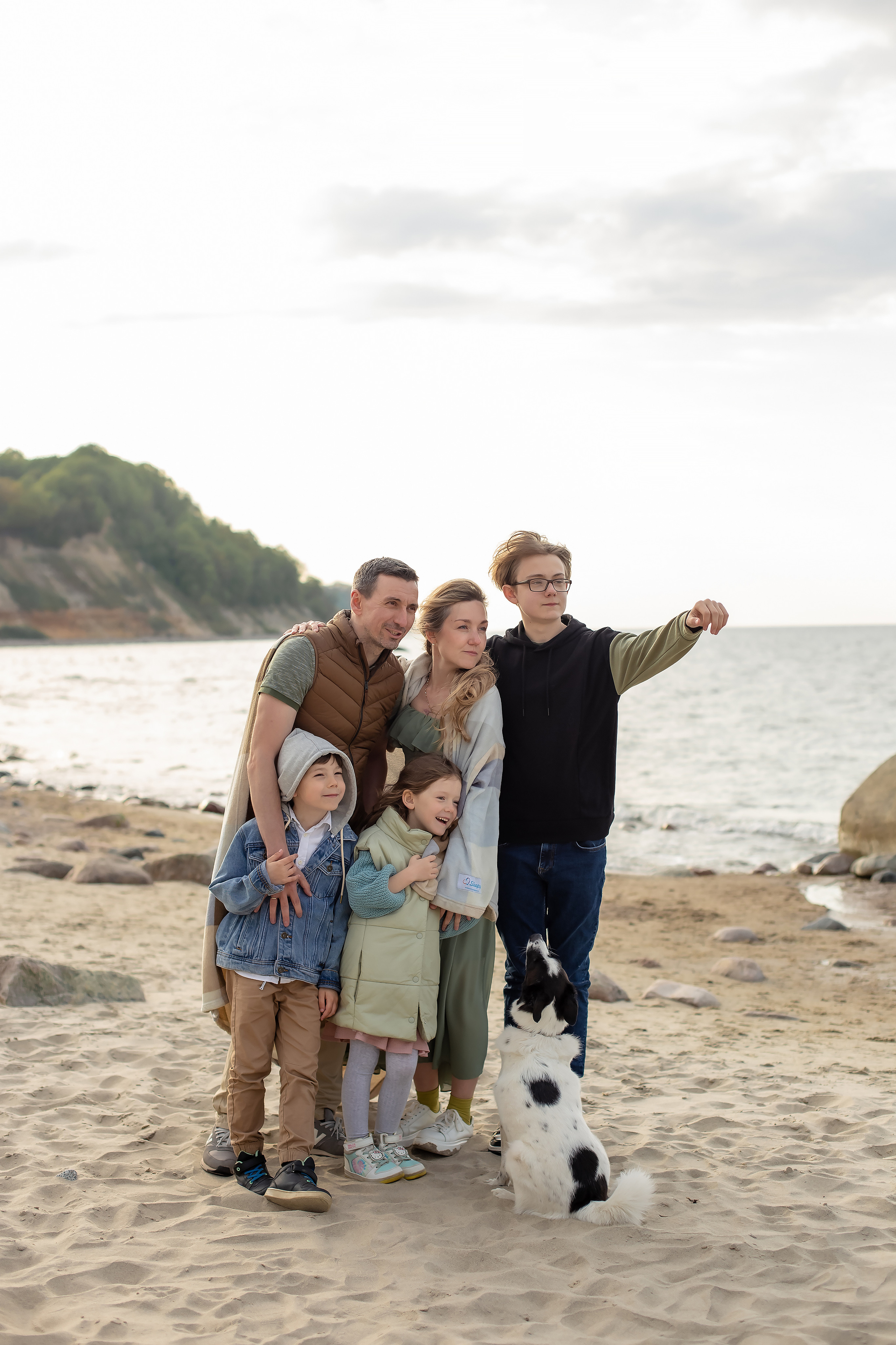 Елена, Дима, Леша, Саша, Маша и Бим. Филинская. Фотограф в Калининграде Решетникова Алина