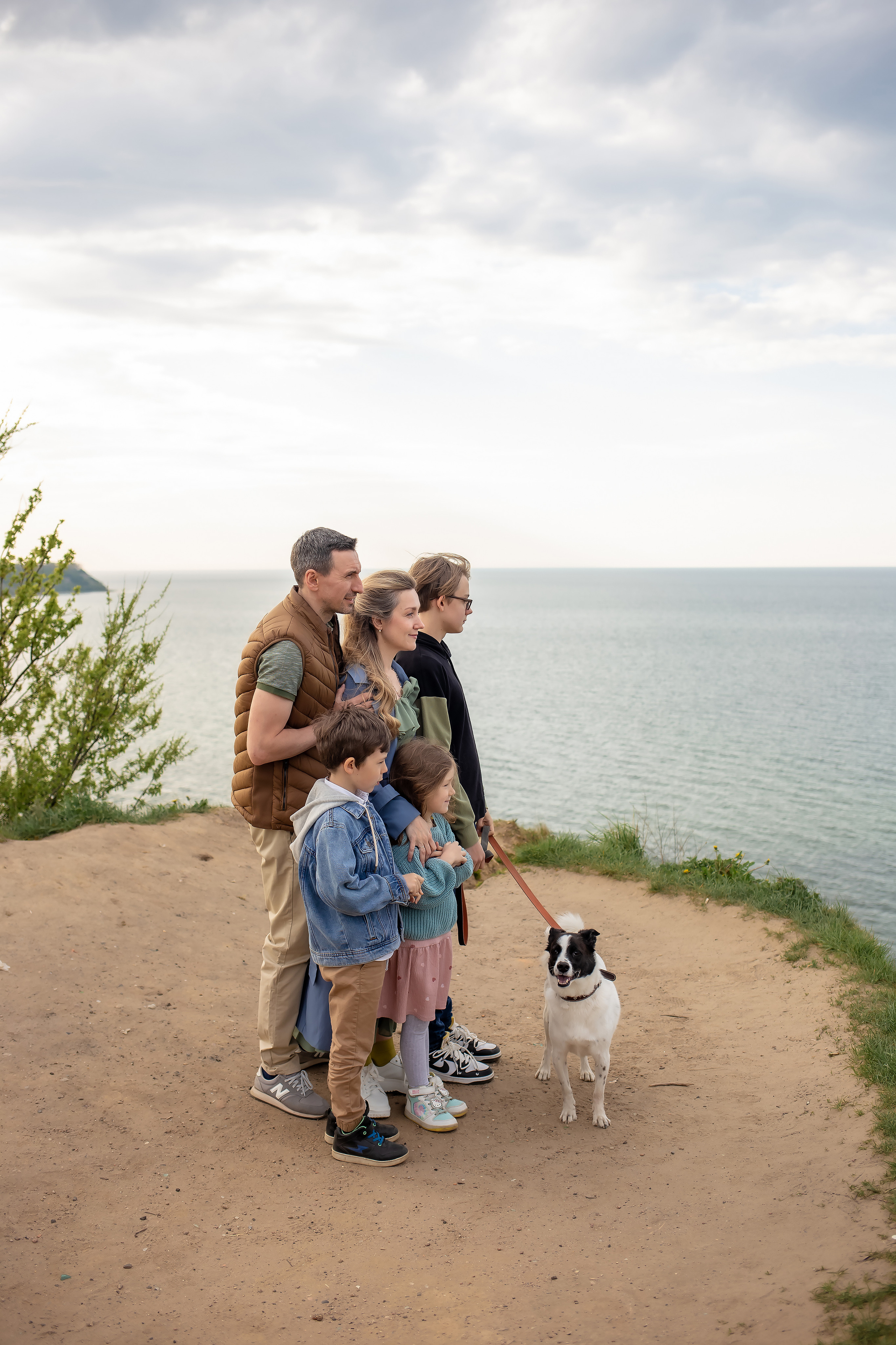 Елена, Дима, Леша, Саша, Маша и Бим. Филинская. Фотограф в Калининграде Решетникова Алина