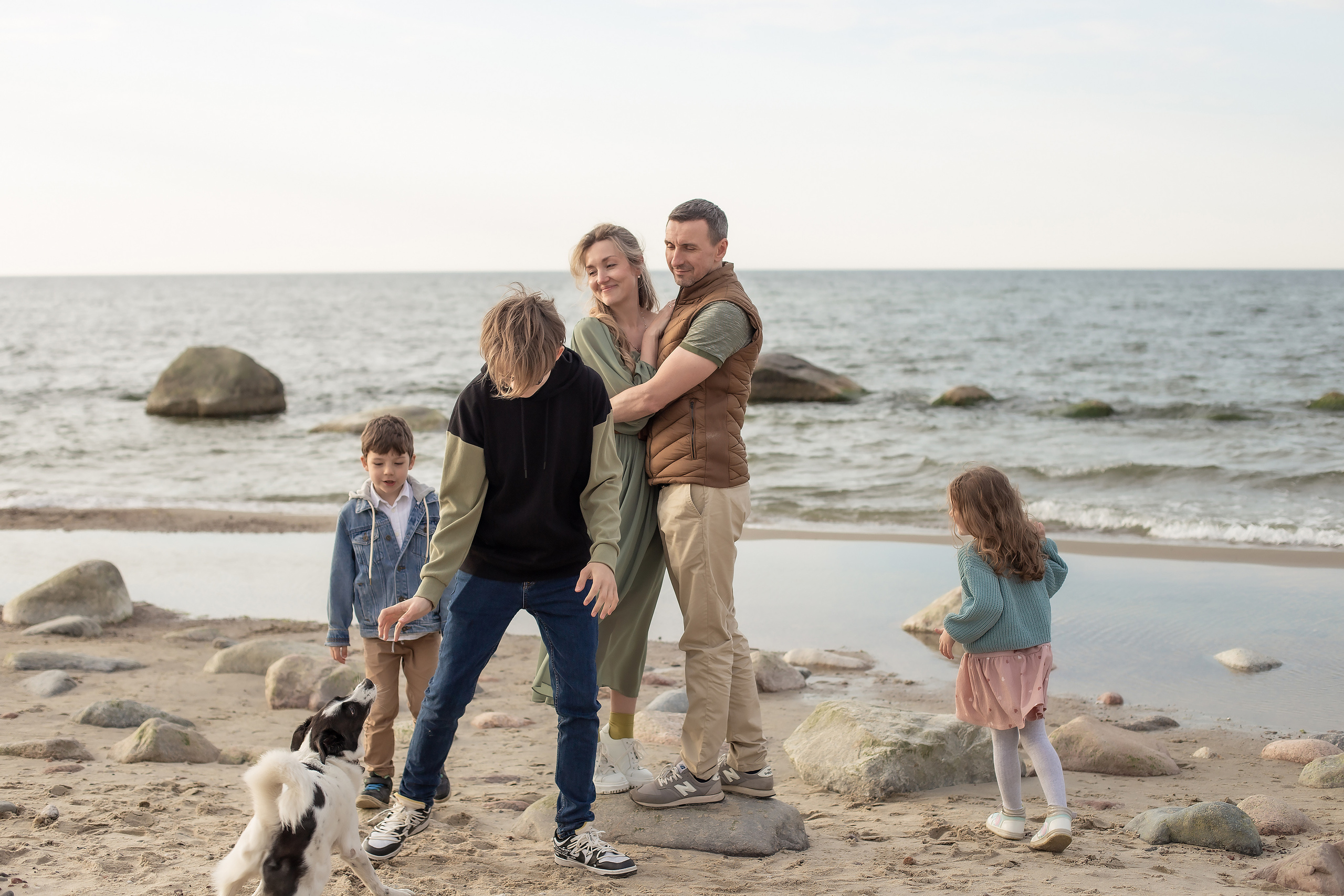 Елена, Дима, Леша, Саша, Маша и Бим. Филинская. Фотограф в Калининграде Решетникова Алина