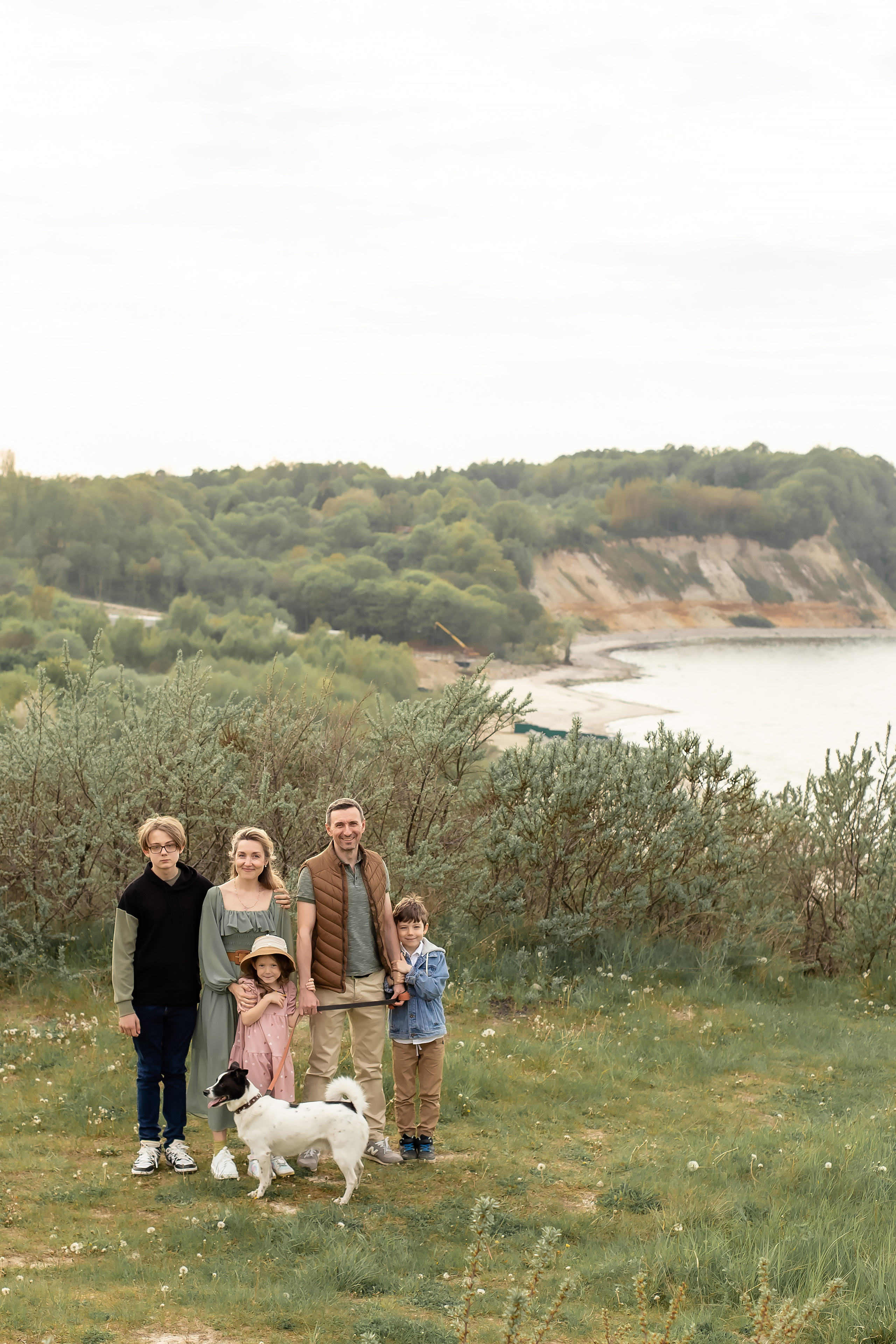 Елена, Дима, Леша, Саша, Маша и Бим. Филинская. Фотограф в Калининграде Решетникова Алина