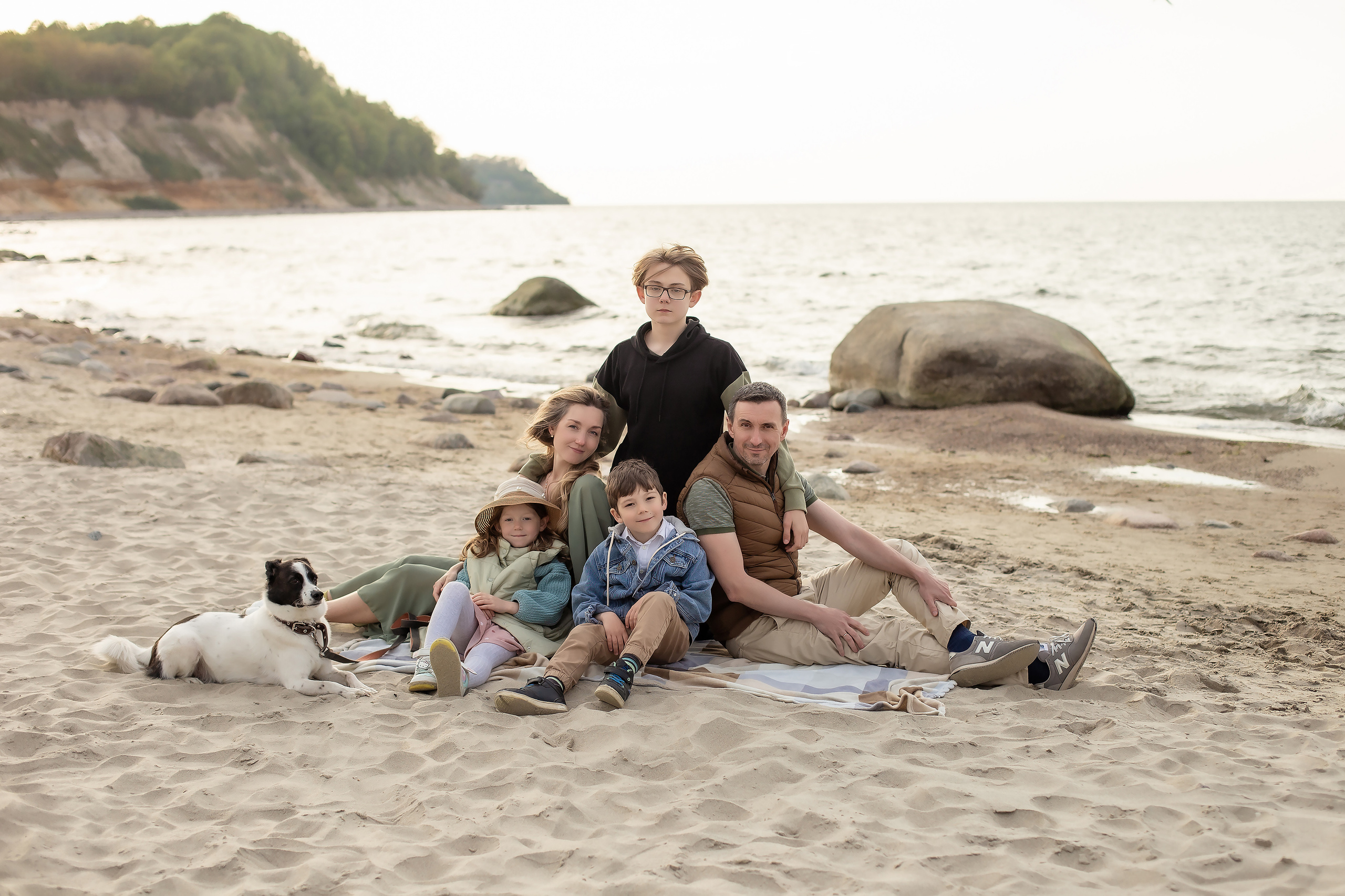 Елена, Дима, Леша, Саша, Маша и Бим. Филинская. Фотограф в Калининграде Решетникова Алина