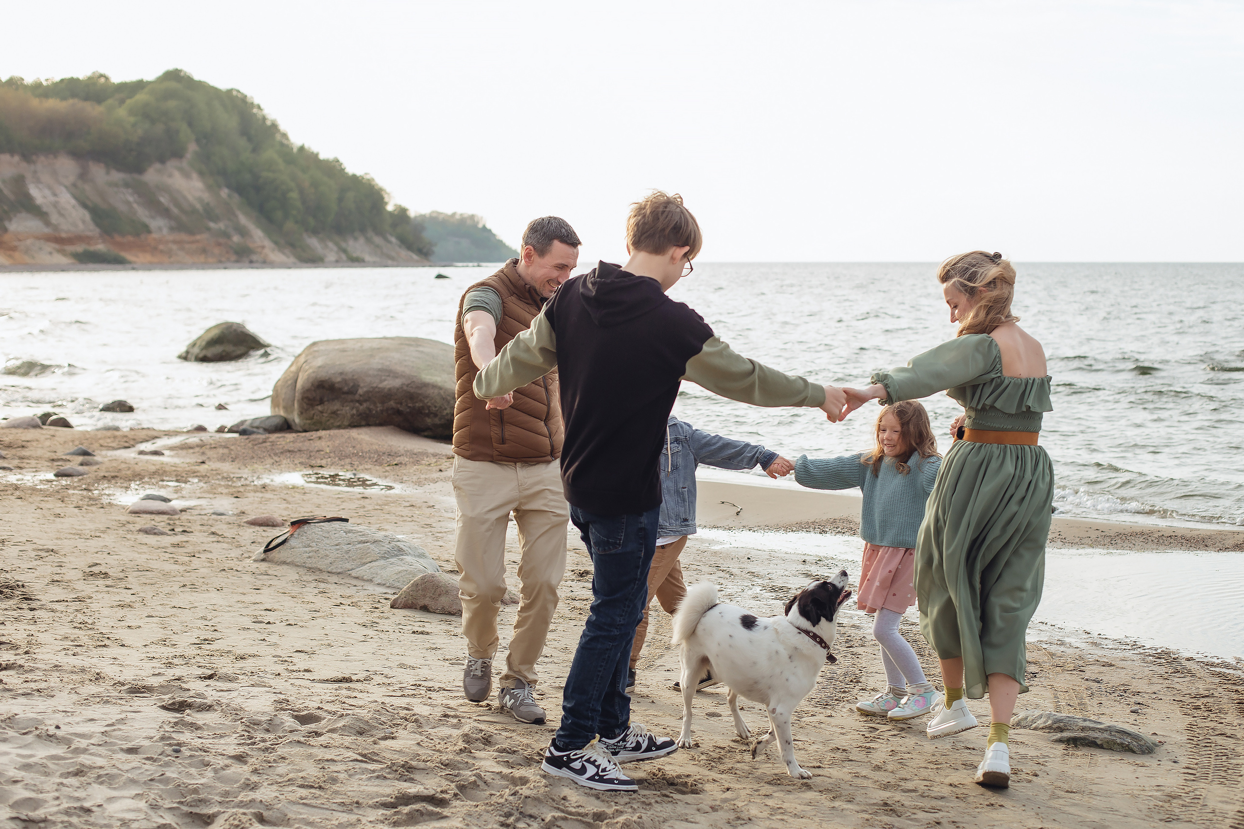 Елена, Дима, Леша, Саша, Маша и Бим. Филинская. Фотограф в Калининграде Решетникова Алина