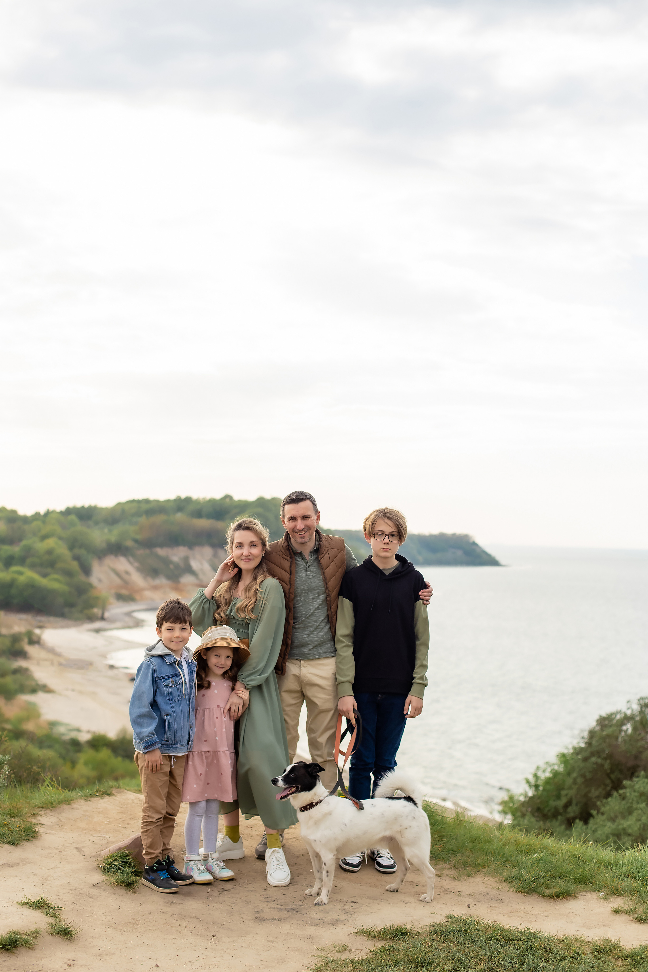 Елена, Дима, Леша, Саша, Маша и Бим. Филинская. Фотограф в Калининграде Решетникова Алина