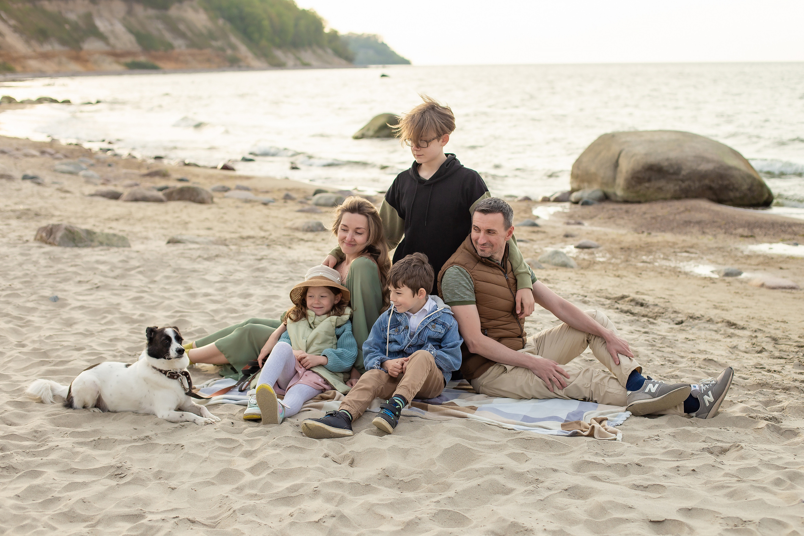 Елена, Дима, Леша, Саша, Маша и Бим. Филинская. Фотограф в Калининграде Решетникова Алина