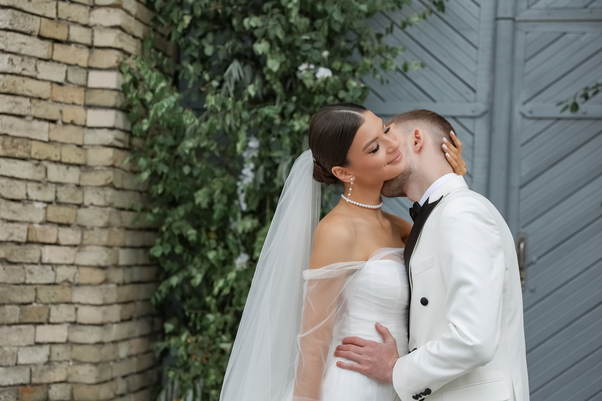 Кирилл и Виктория. Свадебные фотограф и видеограф в Минске Голдосовы Марина и Вадим