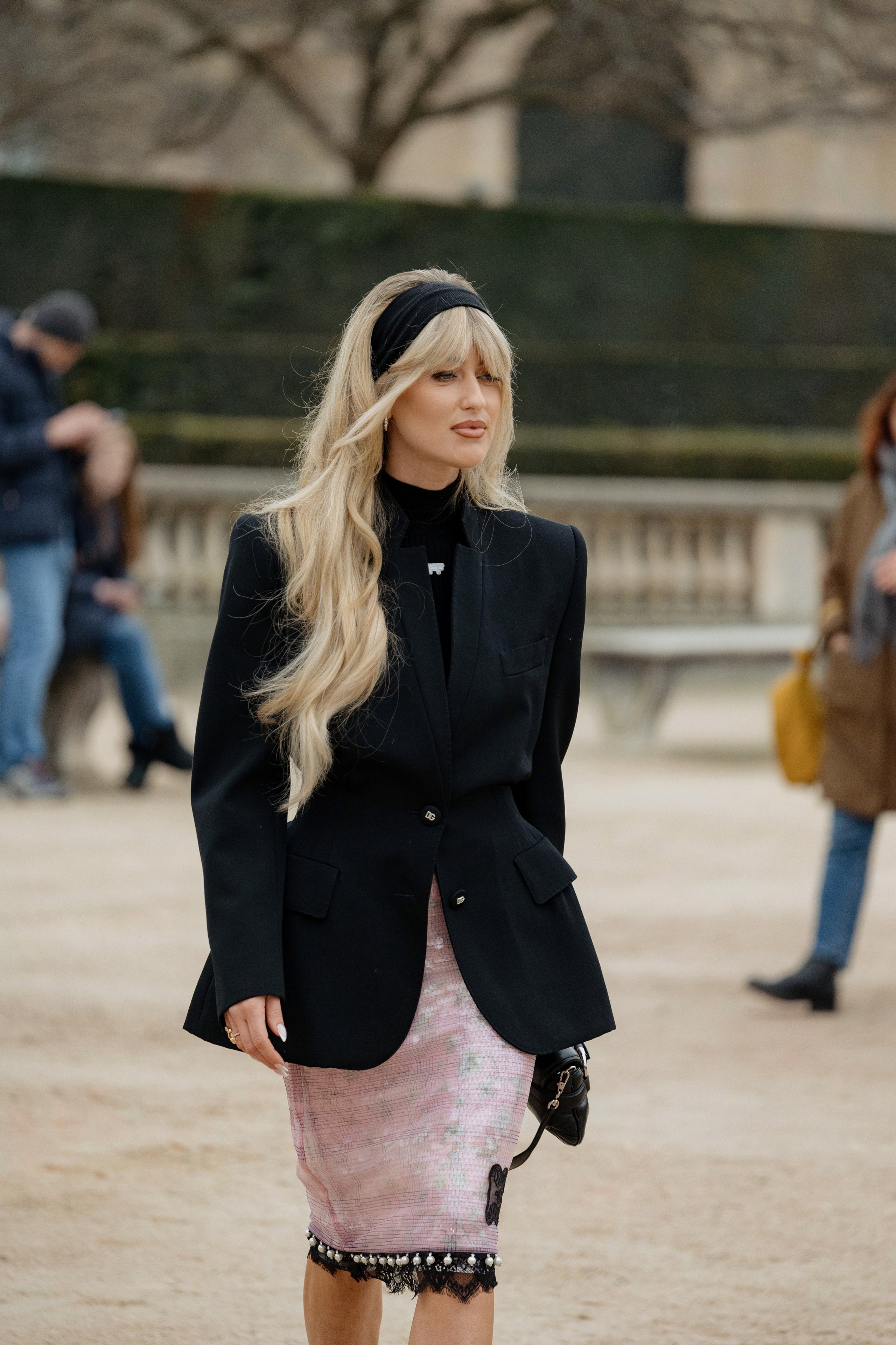 OFF WHITE PFW WOMENSWEAR FALL-WINTER 24/25. Photographer in Milan Ivan Goncharov