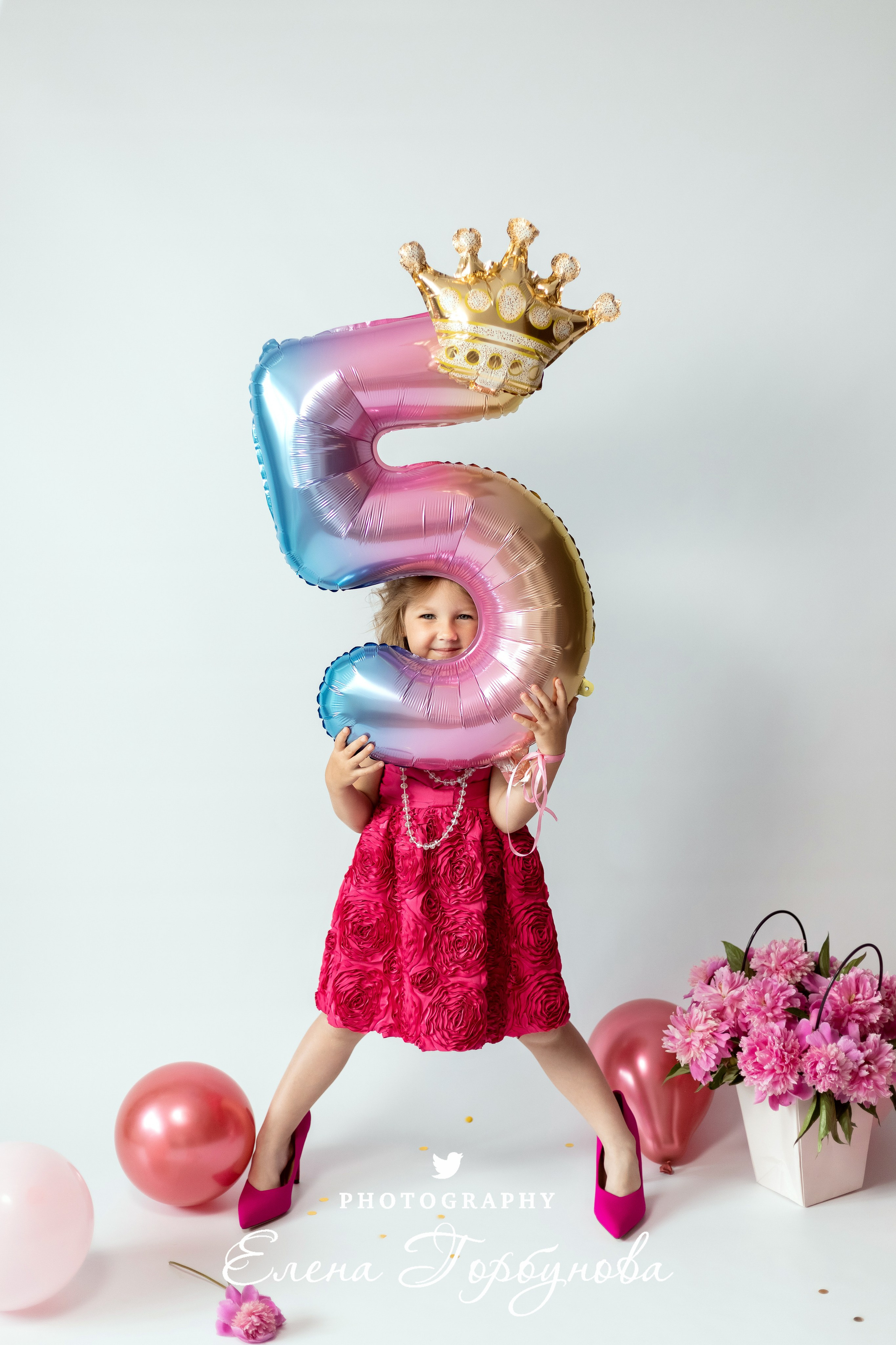 «Модница в розовом» В моей студии. Вероника и Александра. 2024. Фотограф Пермь. Свадьбы. Семья и дети, школа, д. сад. Фотокниги