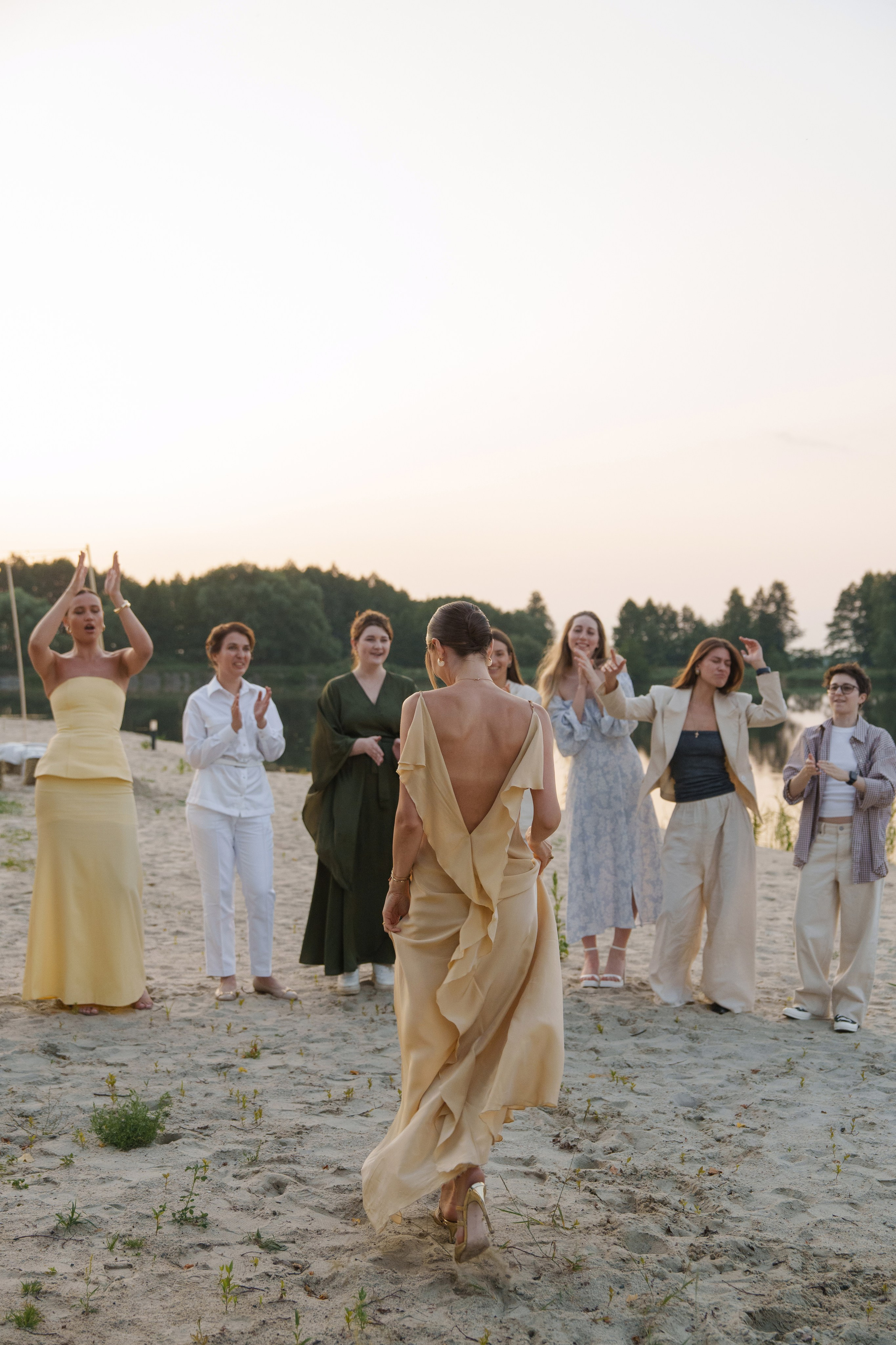 Михаил и Ольга (банкетная часть г. Брянск). Свадебный и репортажный фотограф Элина Козырьянова